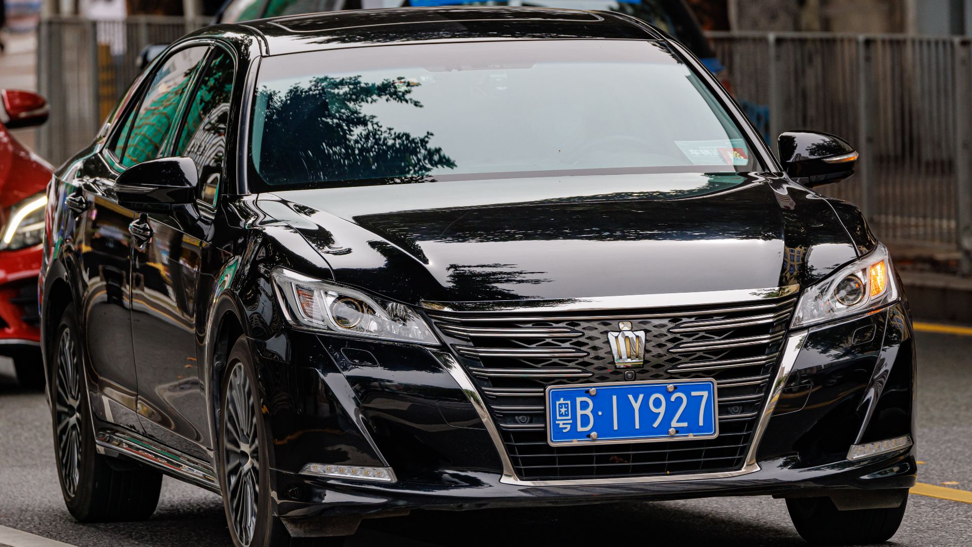 File:TOYOTA CROWN (S210) China.jpg