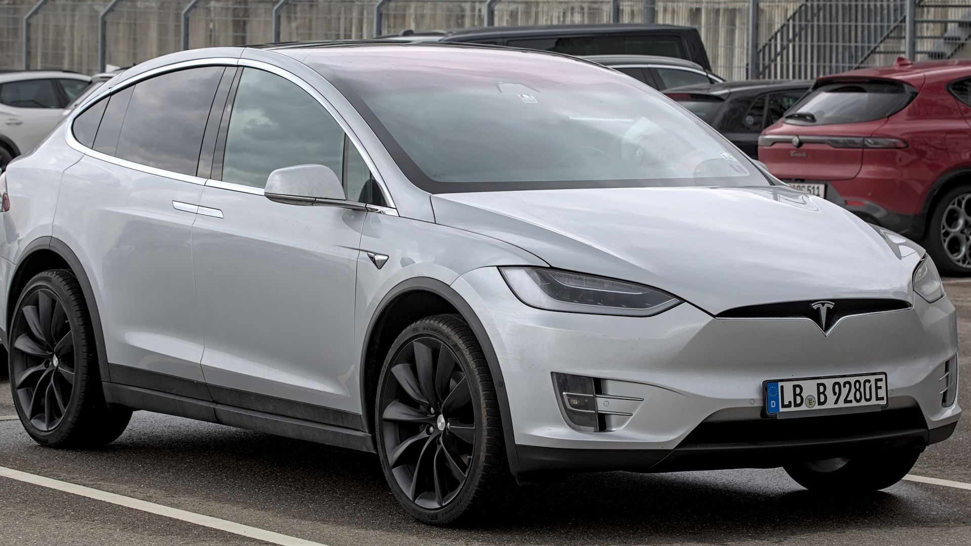 File:Tesla Model X 100D 1X7A6736.jpg