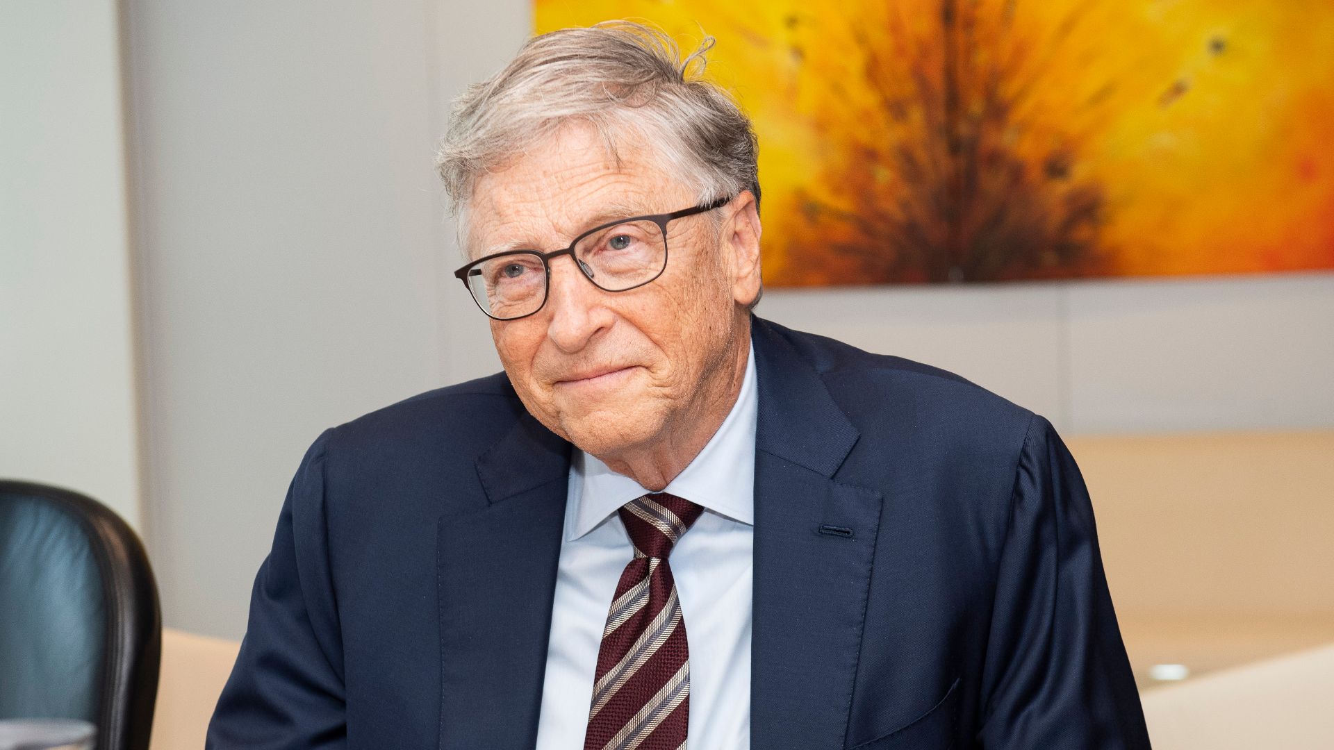 File:Visit of Bill Gates to the European Commission - P062021-967902.jpg