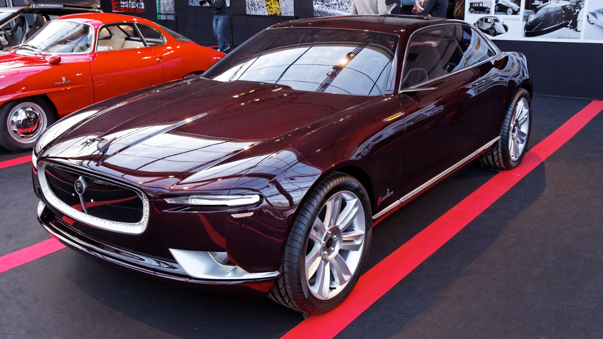 File:Festival automobile international 2012 - Bertone Jaguar B99 - 002.jpg