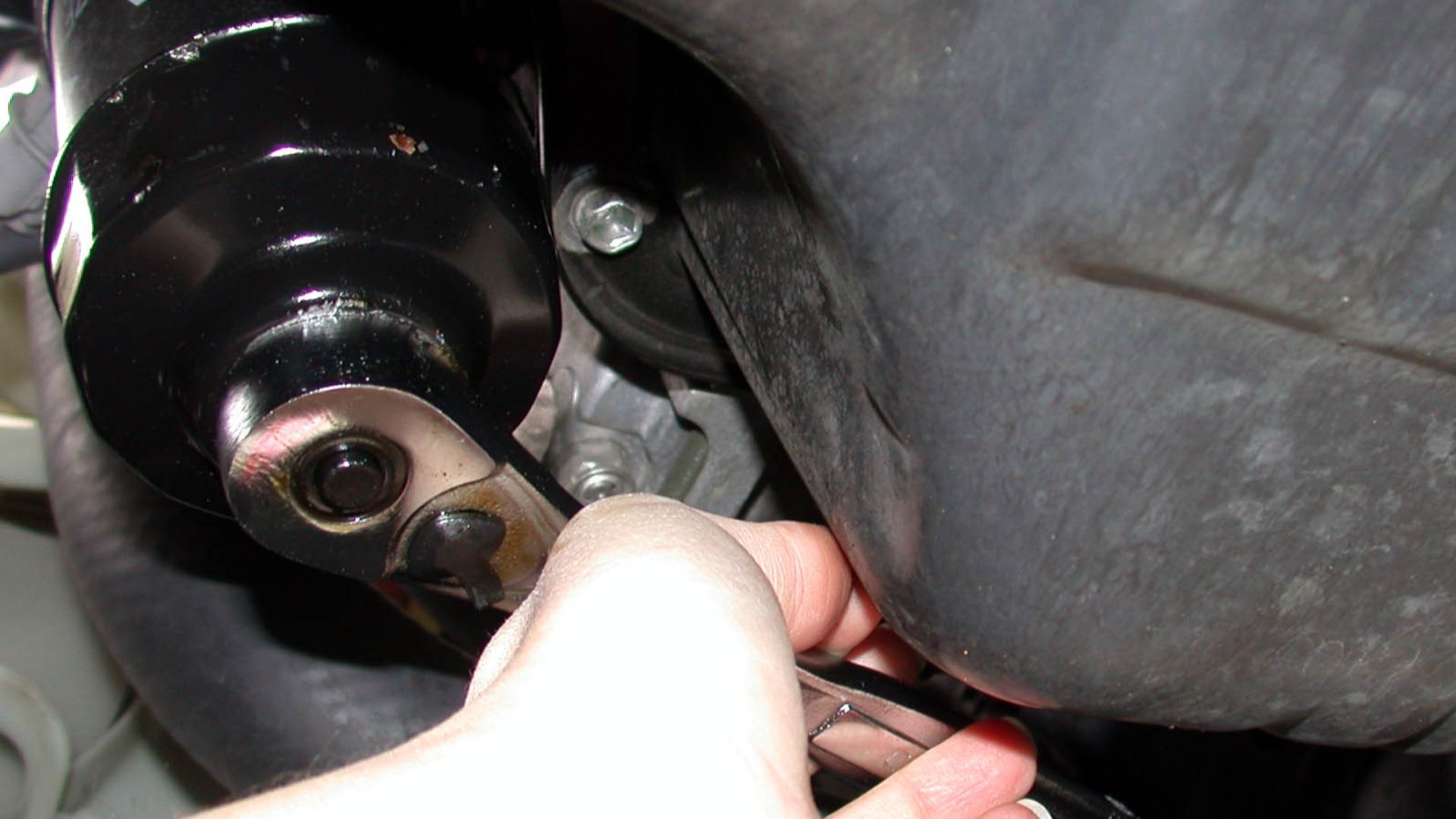 File:Oil filter wrench.jpg