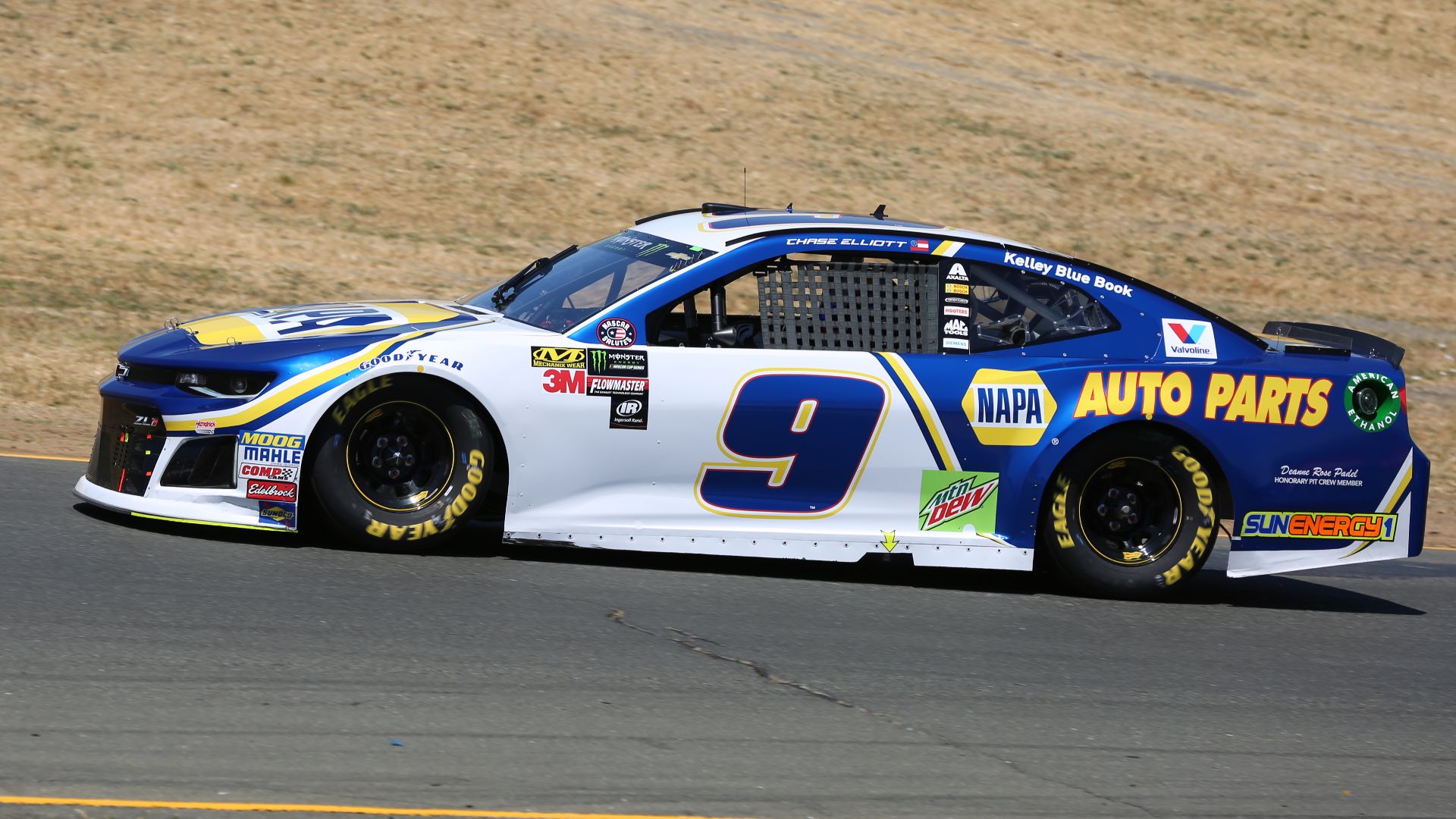 File:Chase Elliott 9 Sonoma 2018.jpg