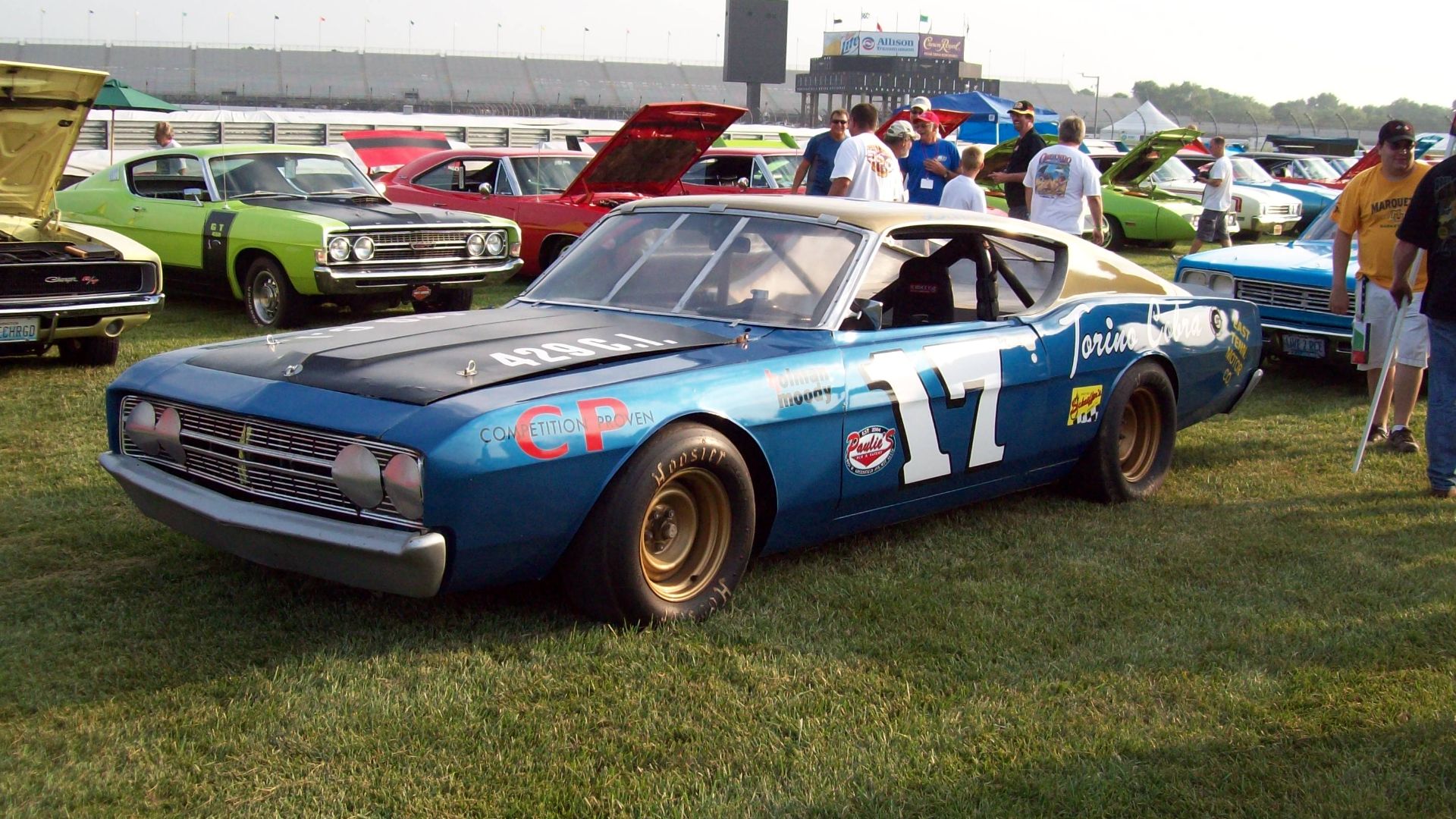 File:Reproduction of the 1969 Ford Talladega Race Car driven by David Pearson.jpg