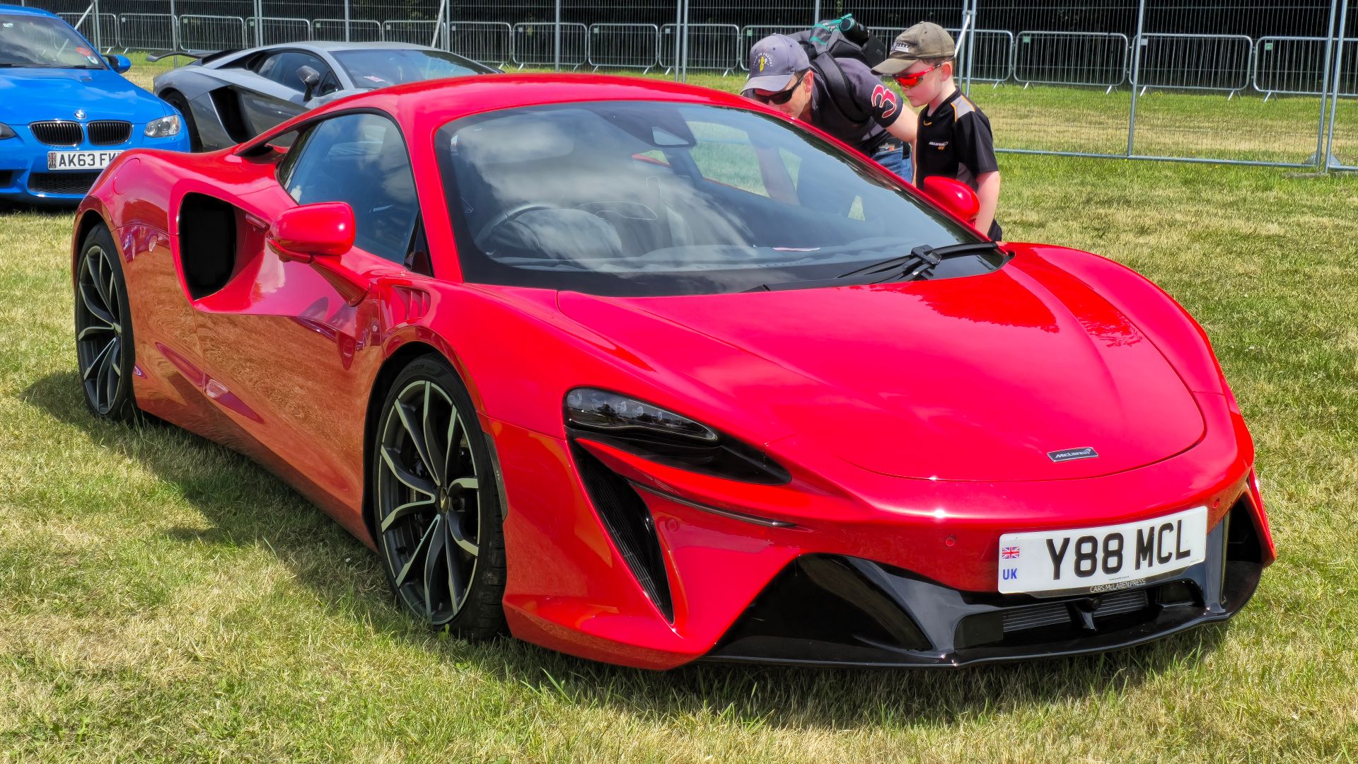 File:McLaren Artura 3.jpg