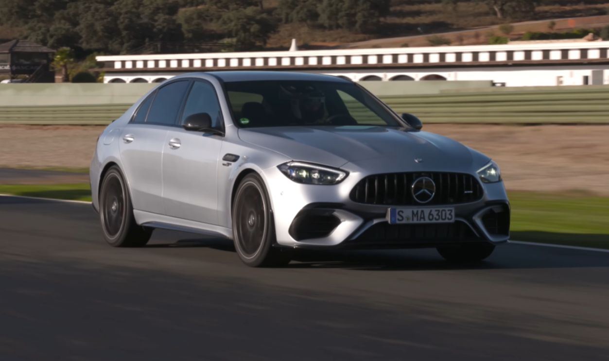 Mercedes-AMG C63 S E Performance