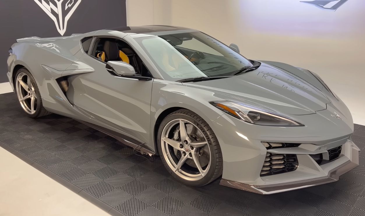 2024 Chevrolet Corvette E-Ray