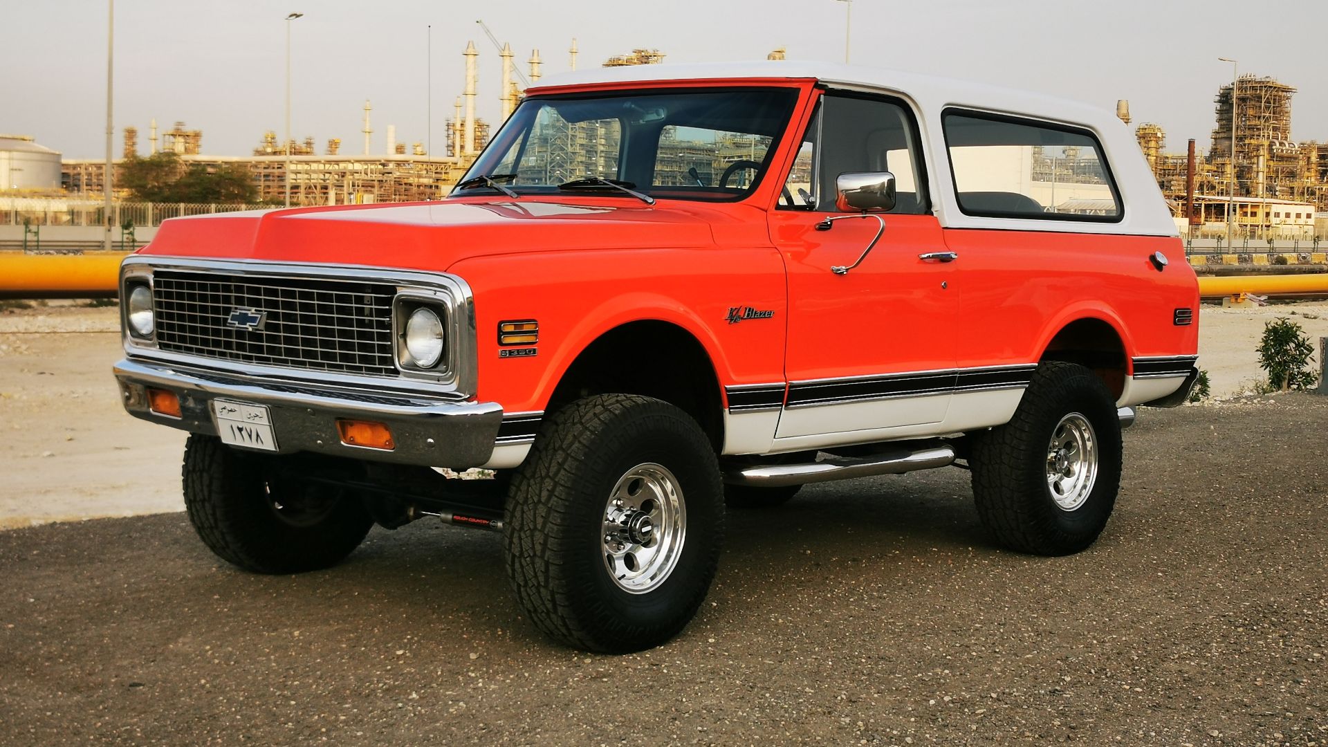 File:Chevrolet K5 Blazer Bahrain.jpg