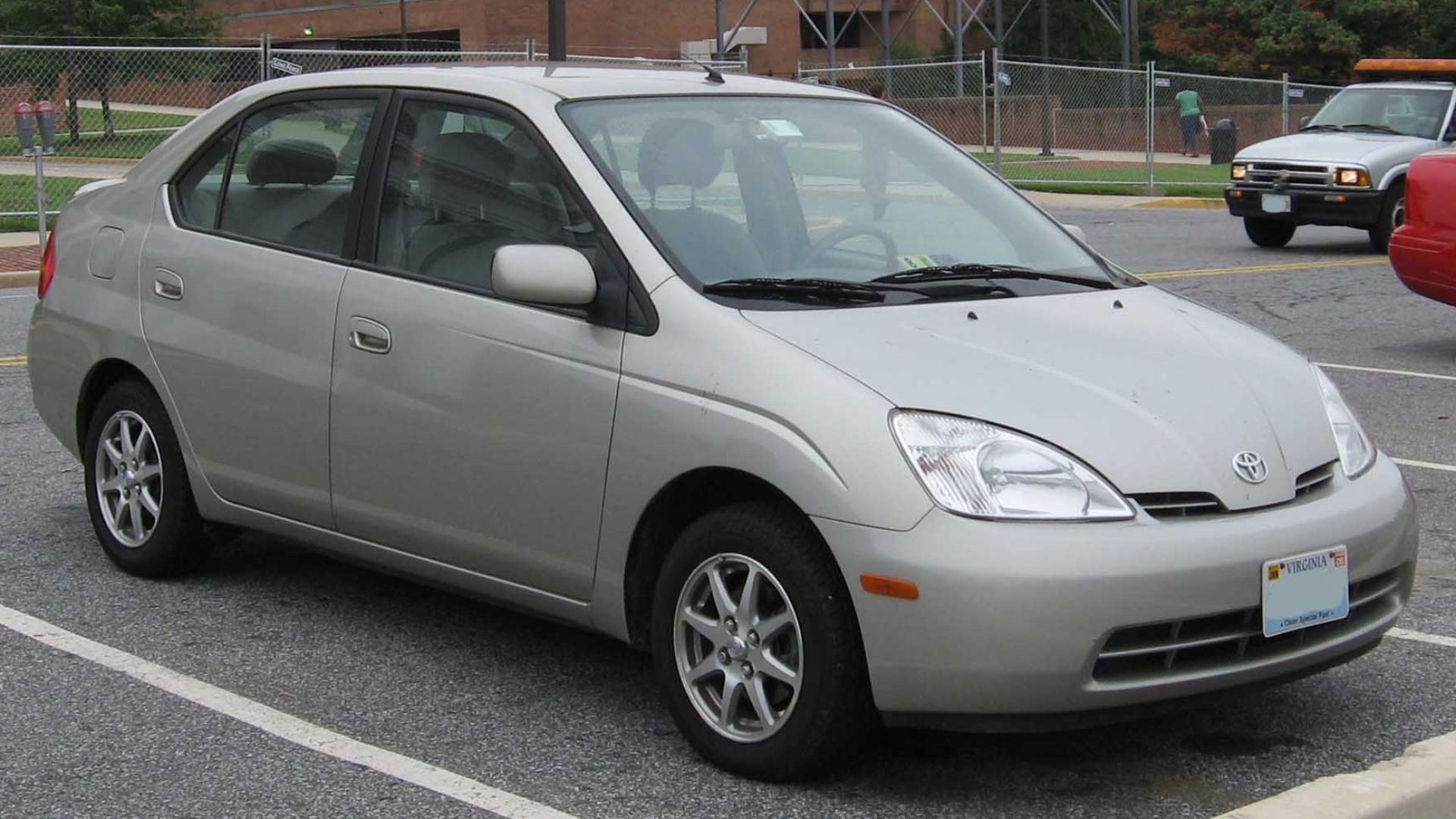 File:1st-Toyota-Prius.jpg