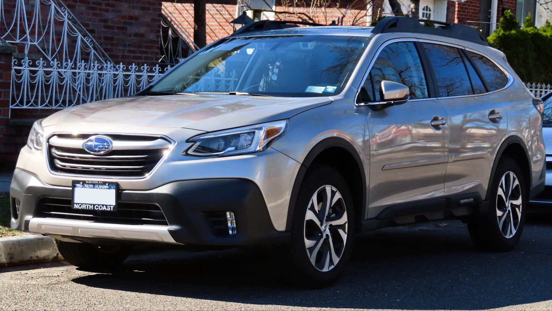 File:2020 Subaru Outback AWD, front.jpg