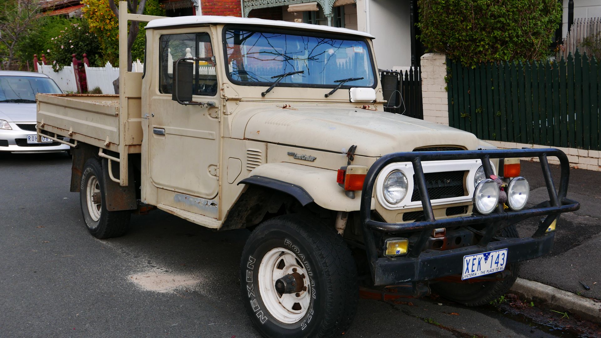 File:1981 Toyota Land Cruiser (HJ47) utility (2015-06-03).jpg