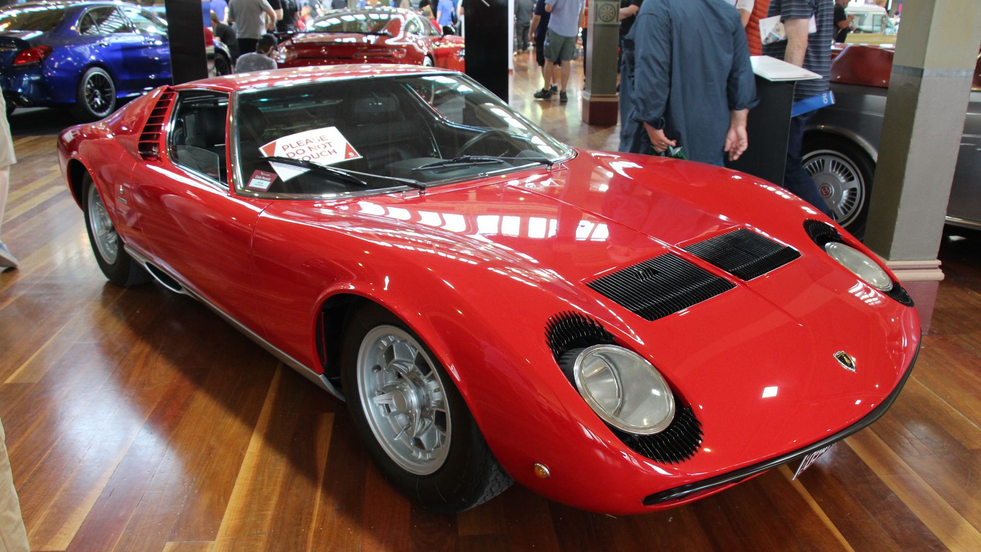 File:1970 Lamborghini Miura P400S (44783094844).jpg