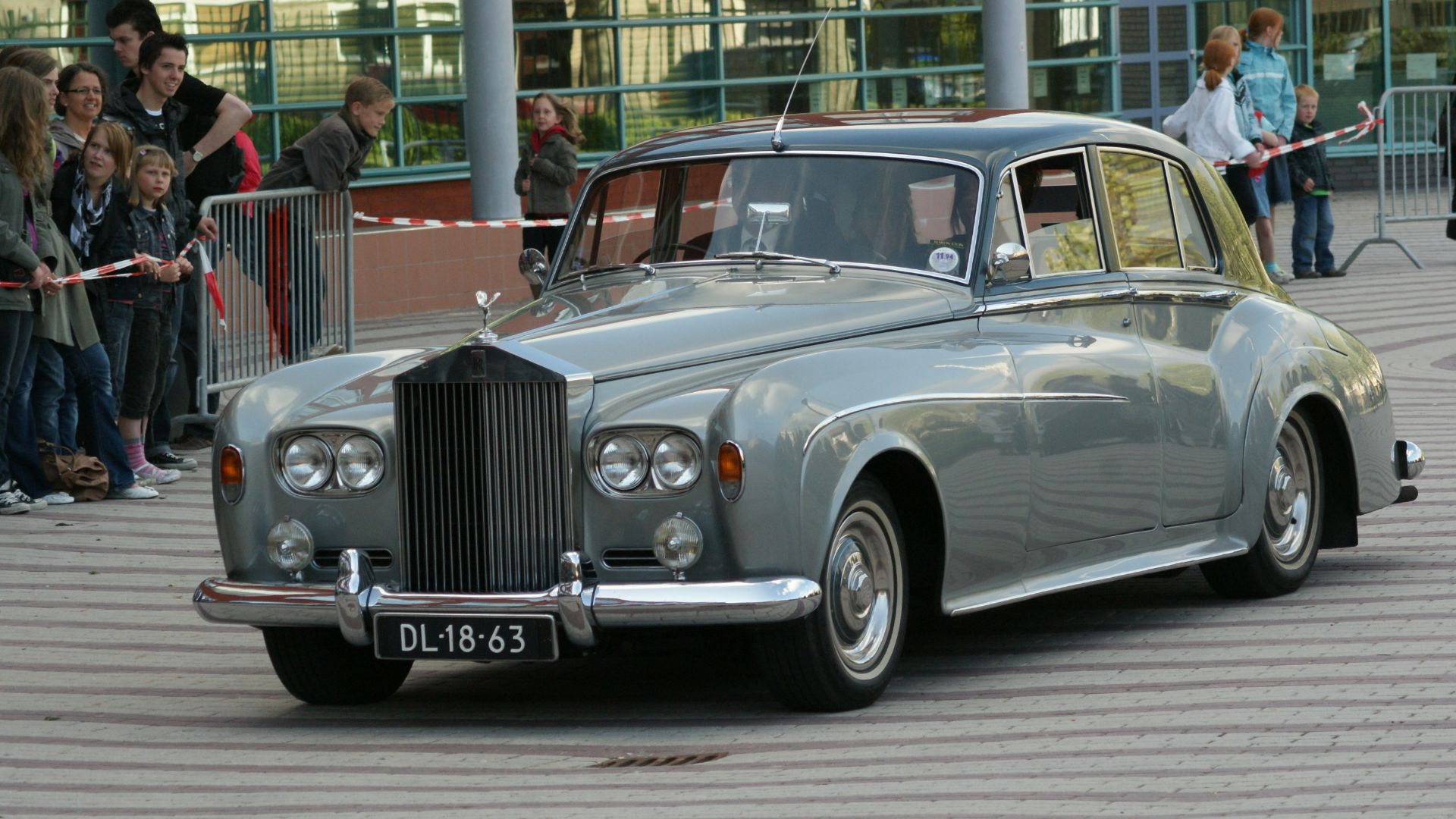 File:1963 Rolls-Royce Silver Cloud III (9024456635).jpg