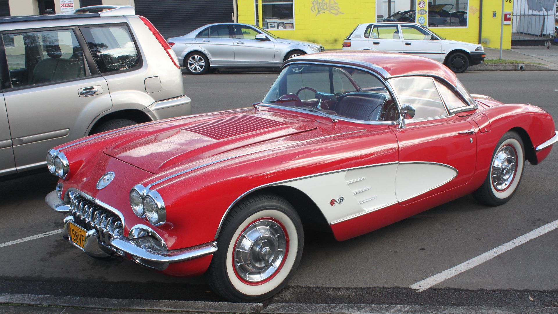 File:1958 Chevrolet Corvette (C1) convertible, with hardtop (17706144708).jpg