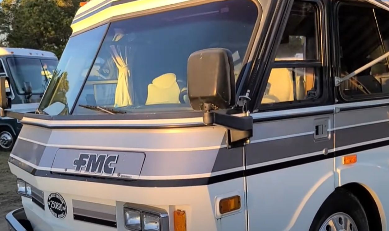 1971 FMC Motorcoach
