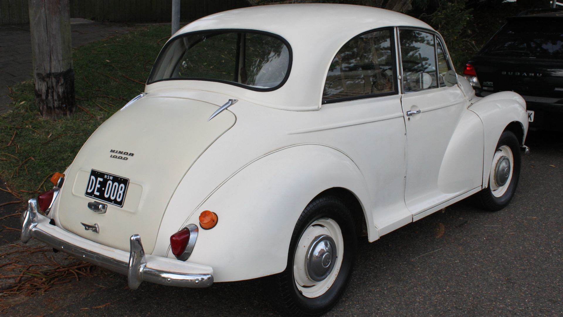File:1960 Morris Minor 1000 2-door sedan (26676151933).jpg
