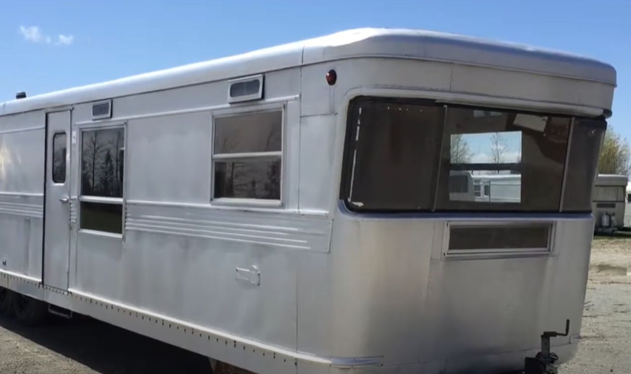 1955 Spartan Imperial Mansion