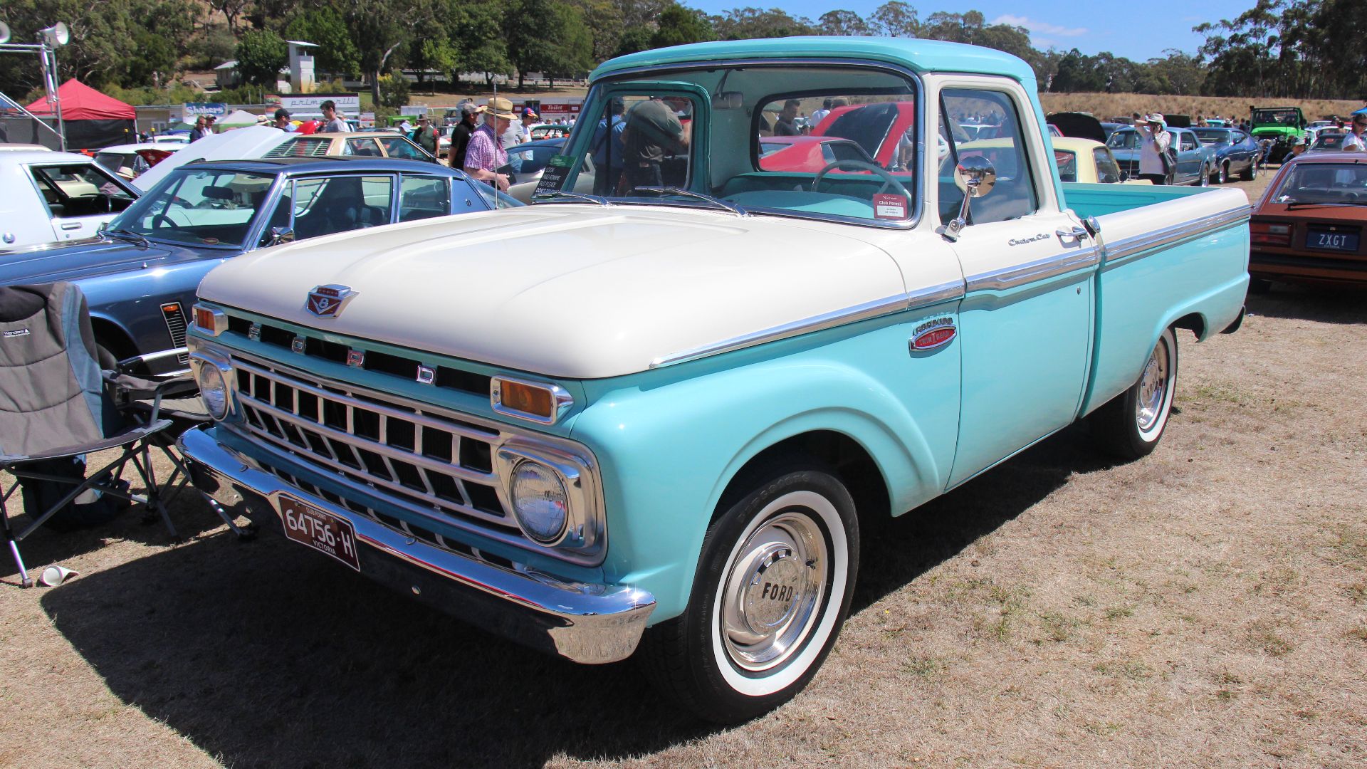 File:1965 Ford F-100 Custom Cab Pickup (25070510270).jpg