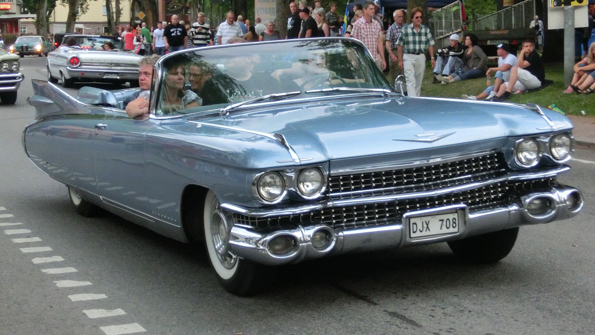 File:Cadillac Eldorado 1959 - Falköping cruising 2013 - 1705.jpg