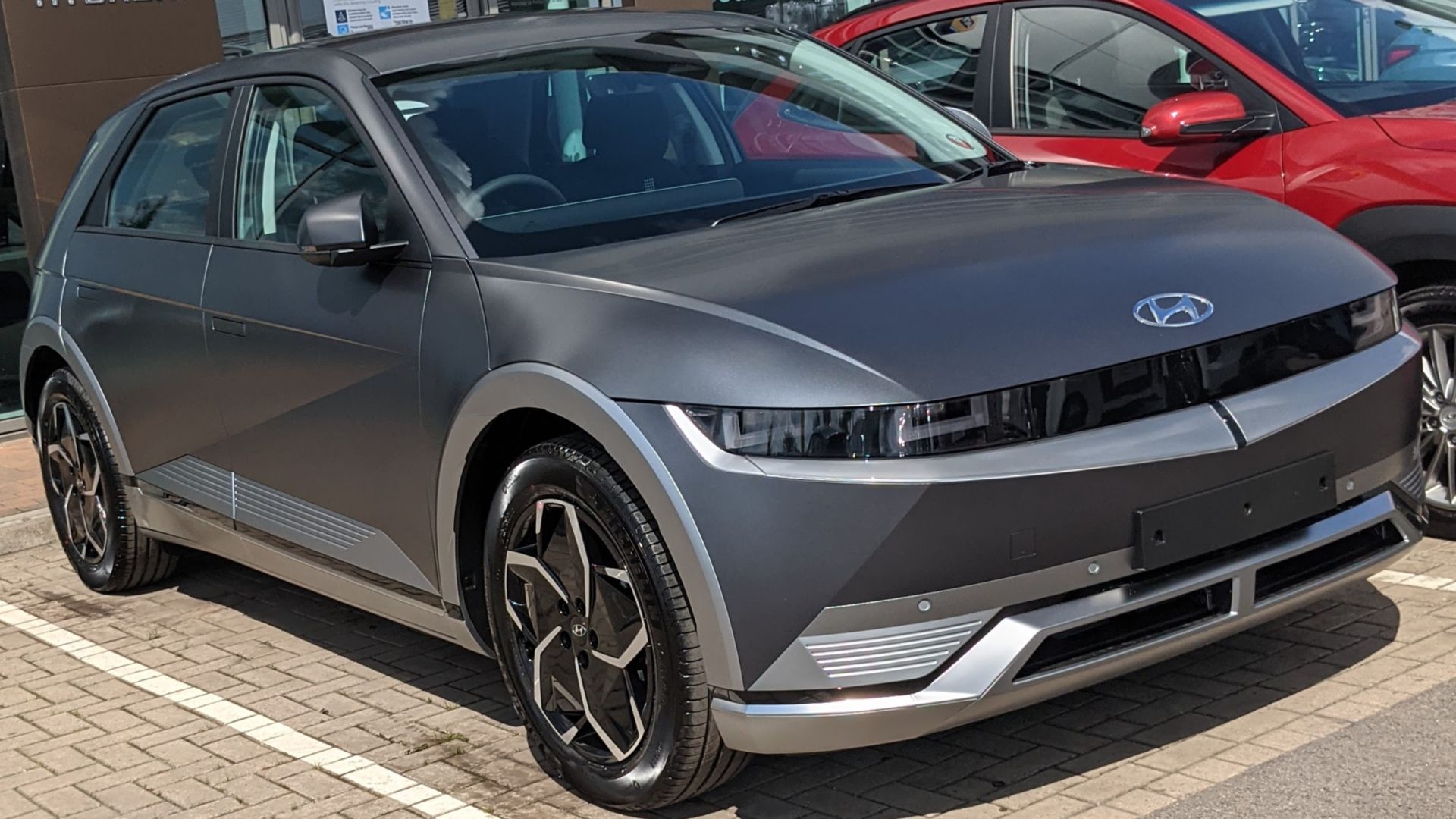 File:2021 Hyundai ioniq 5.jpg