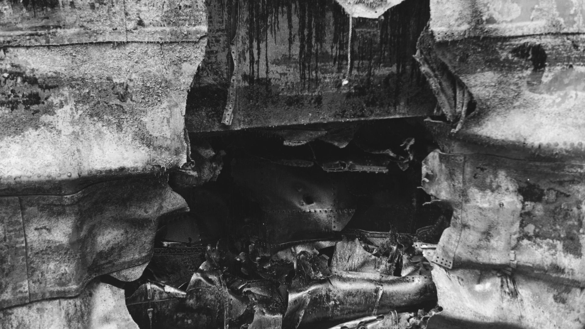 File:USS Nevada, port side, 2-19-42 - NARA - 296953.jpg