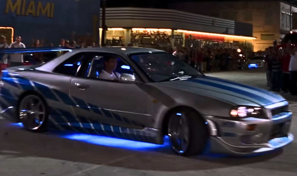 Screenshot from 2 Fast 2 Furious (2003)