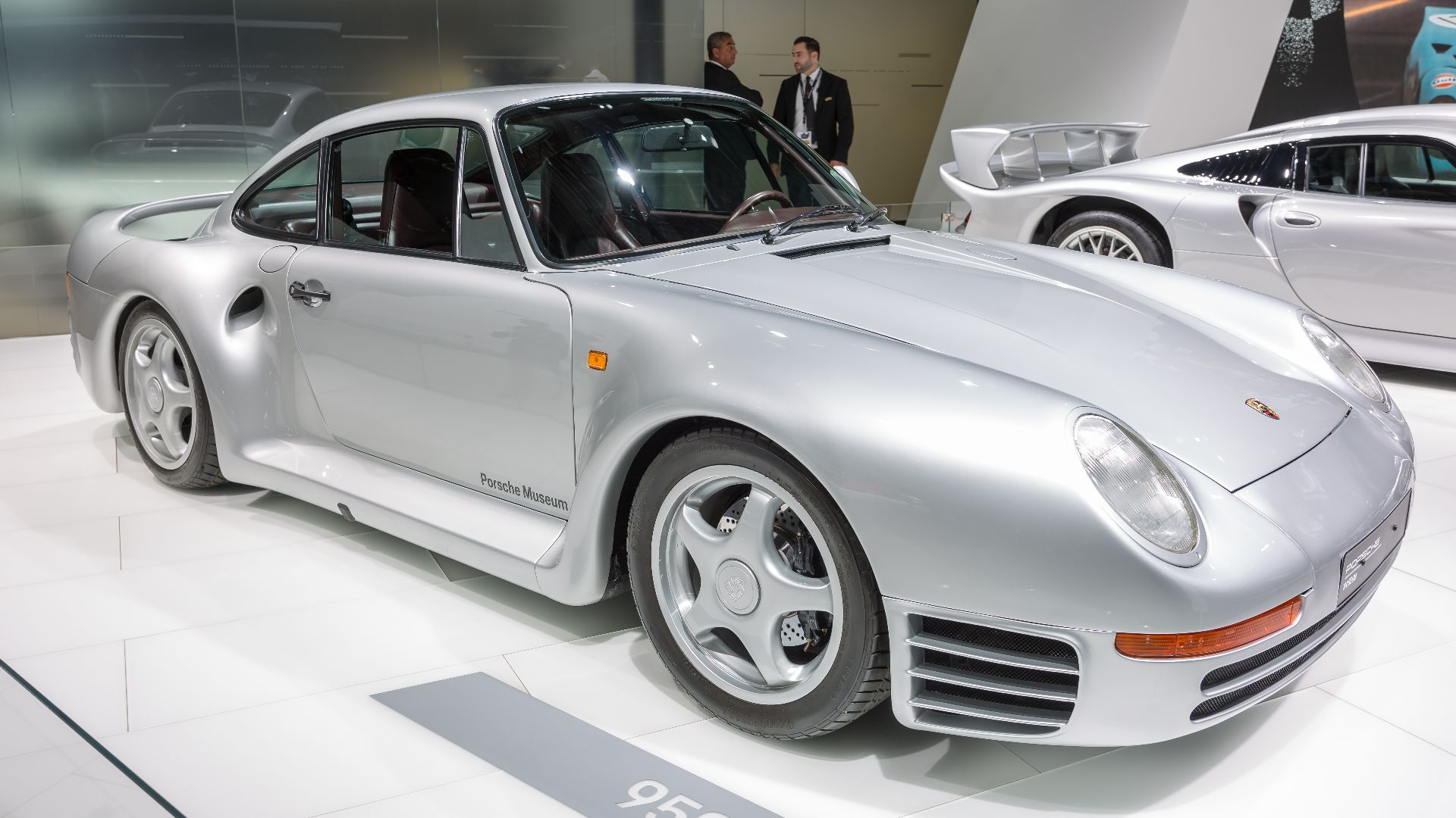 File:Porsche, Paris Motor Show 2018, Paris (1Y7A1089).jpg