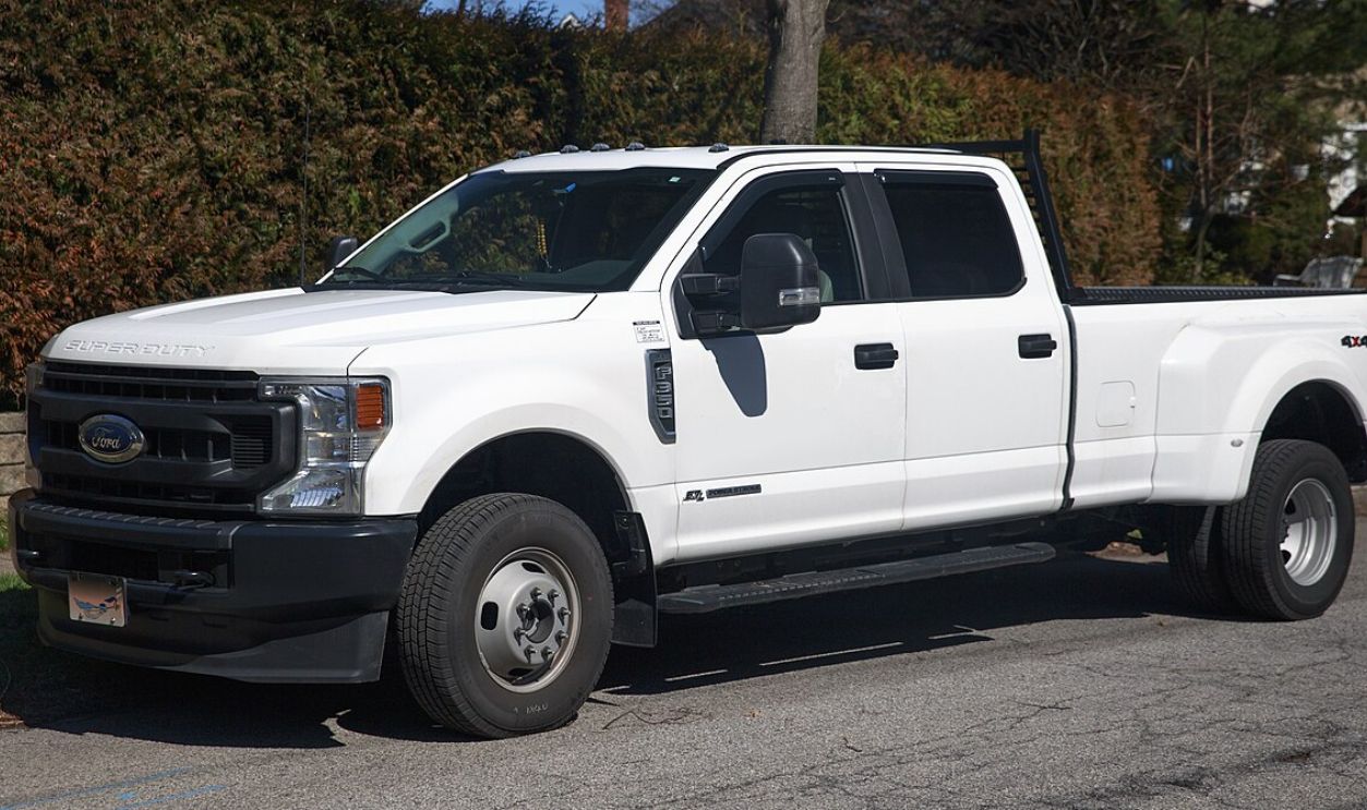 Ford F-350 Super Duty XL