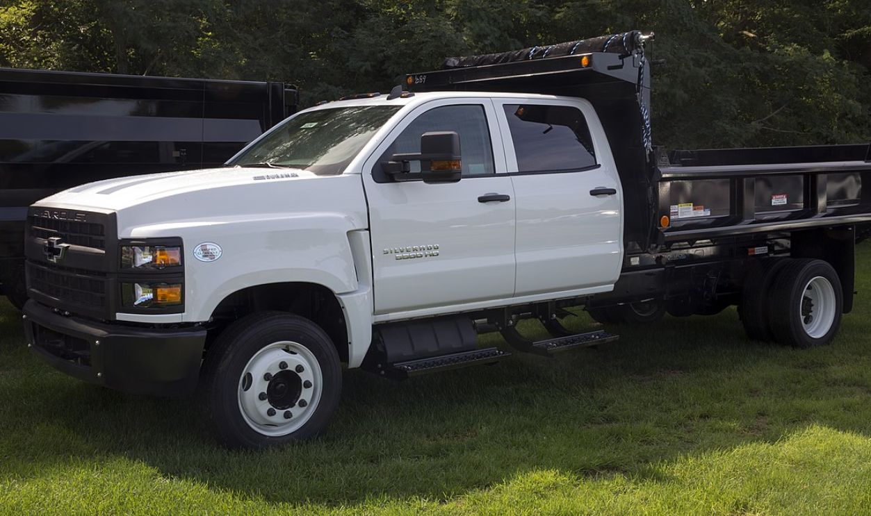 Chevrolet Silverado 2WD Crew Cab 