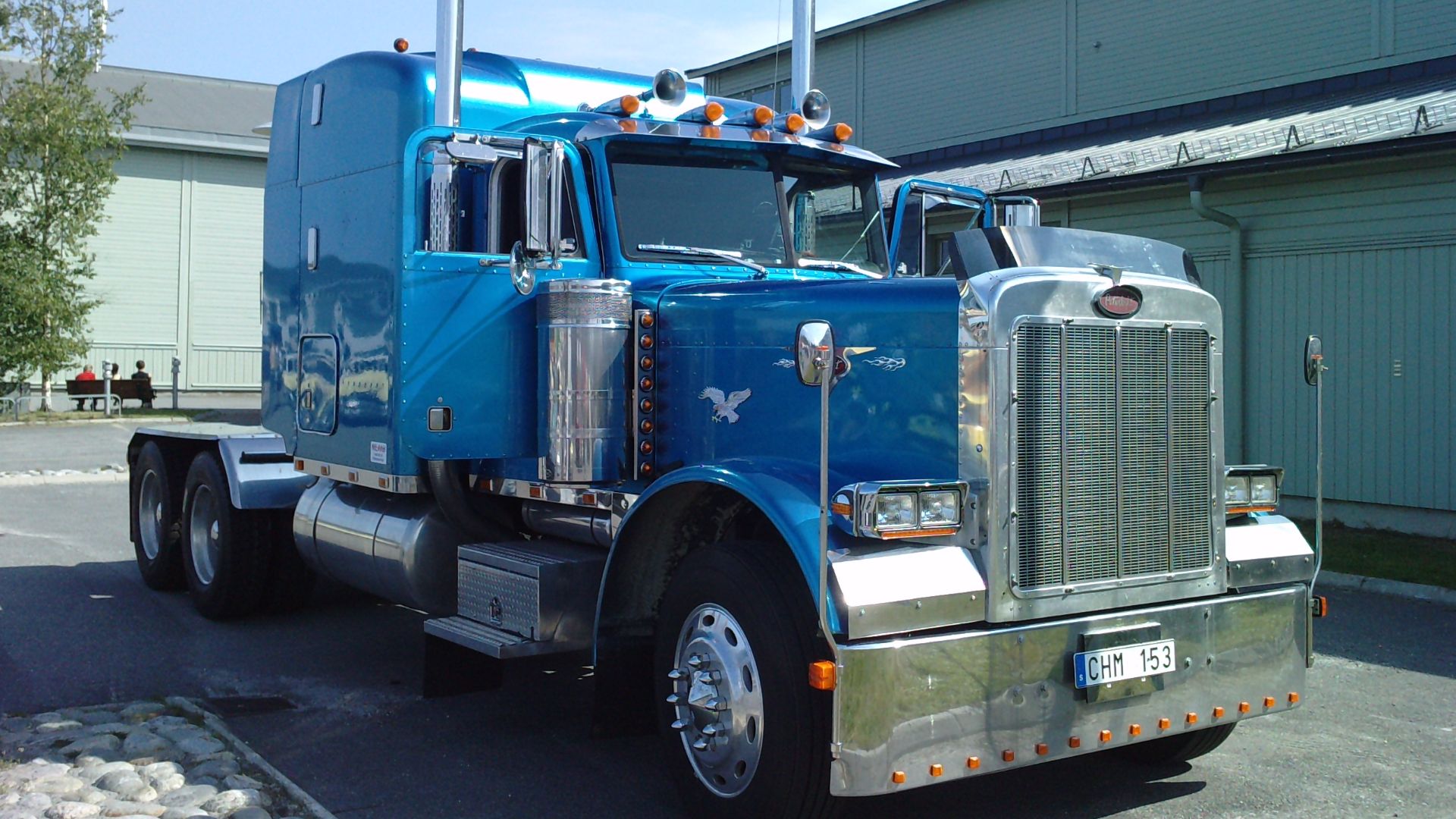 File:Peterbilt 379.JPG