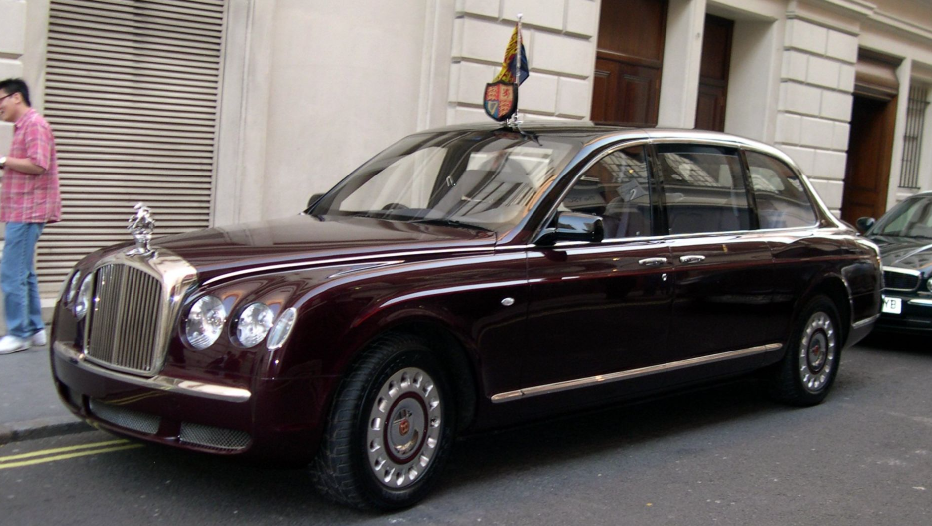 File:2002 Bentley State Limousine 2.jpg
