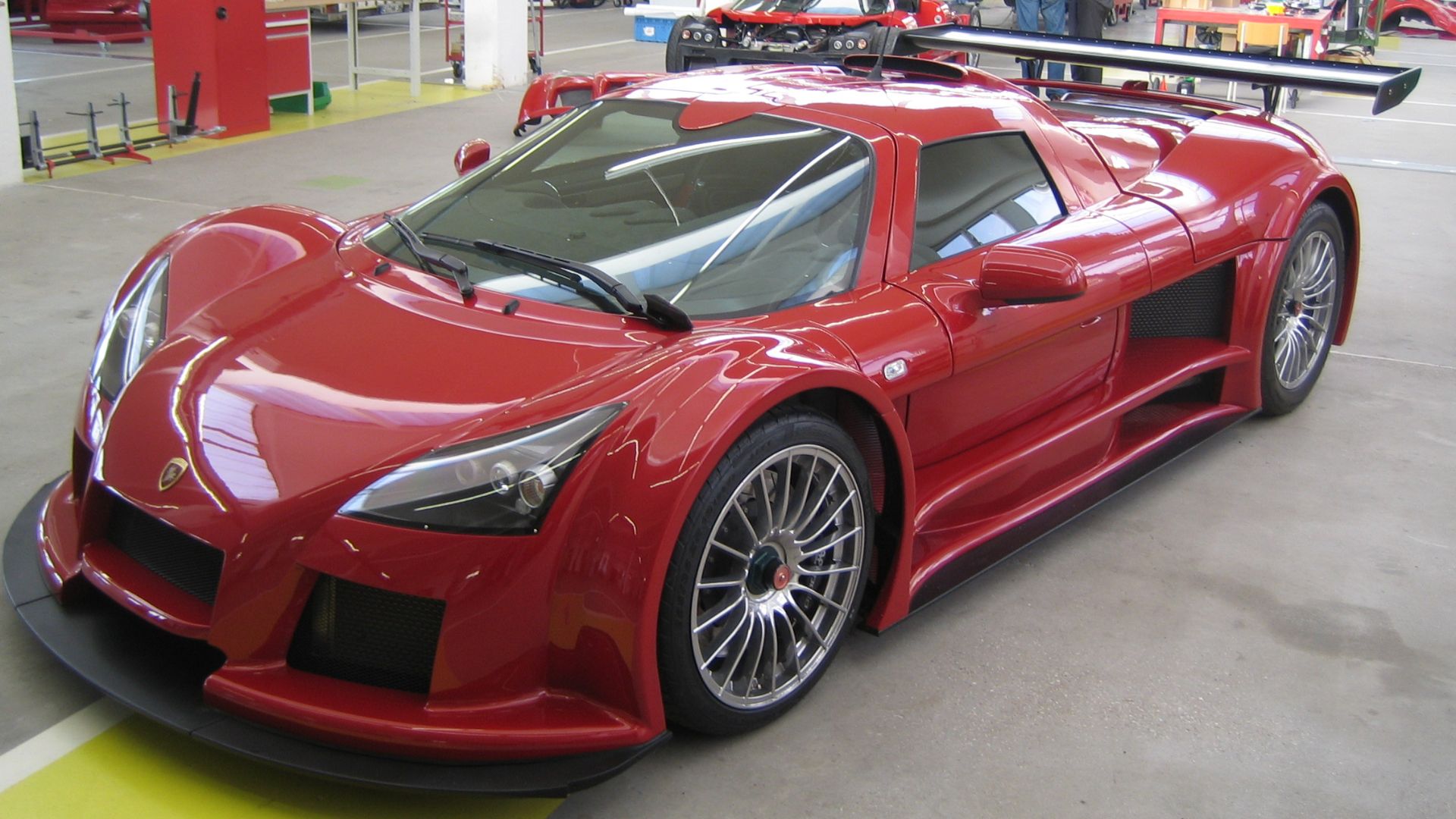 File:Gumpert factory.JPG