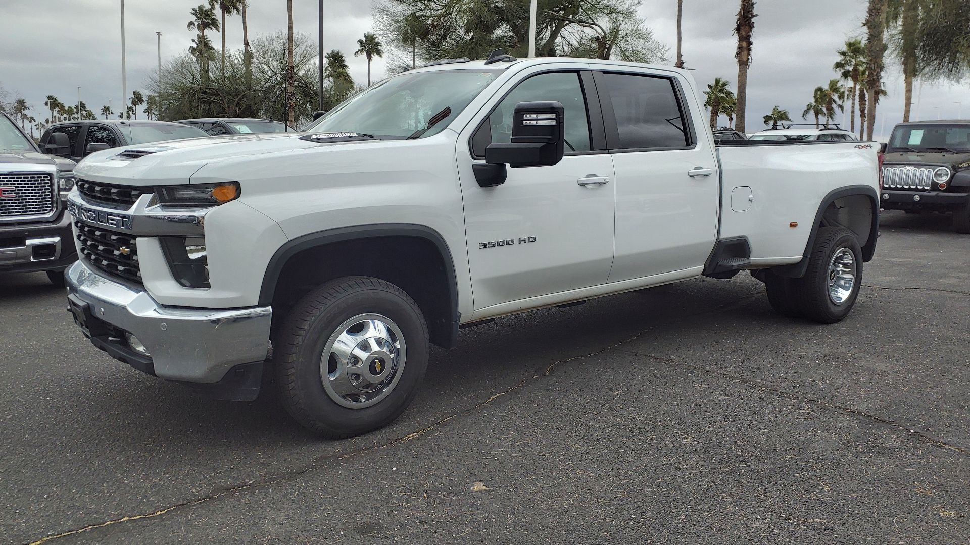 File:21 Chevrolet Silverado 3500HD LT.jpg