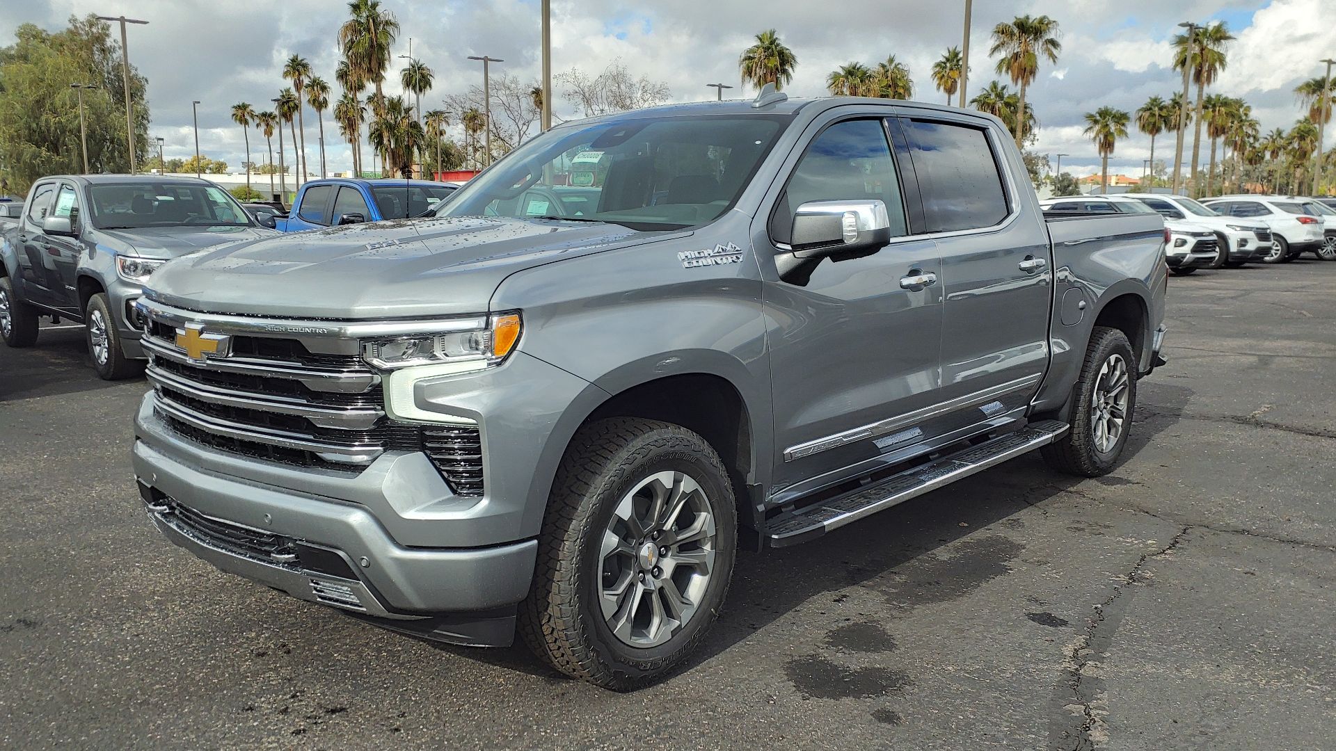 File:23 Chevrolet Silverado 1500 High Country.jpg