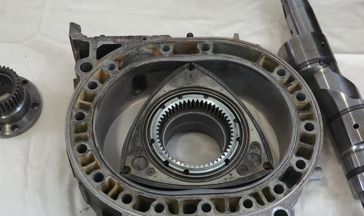 Mazda Wankel Rotary Engine