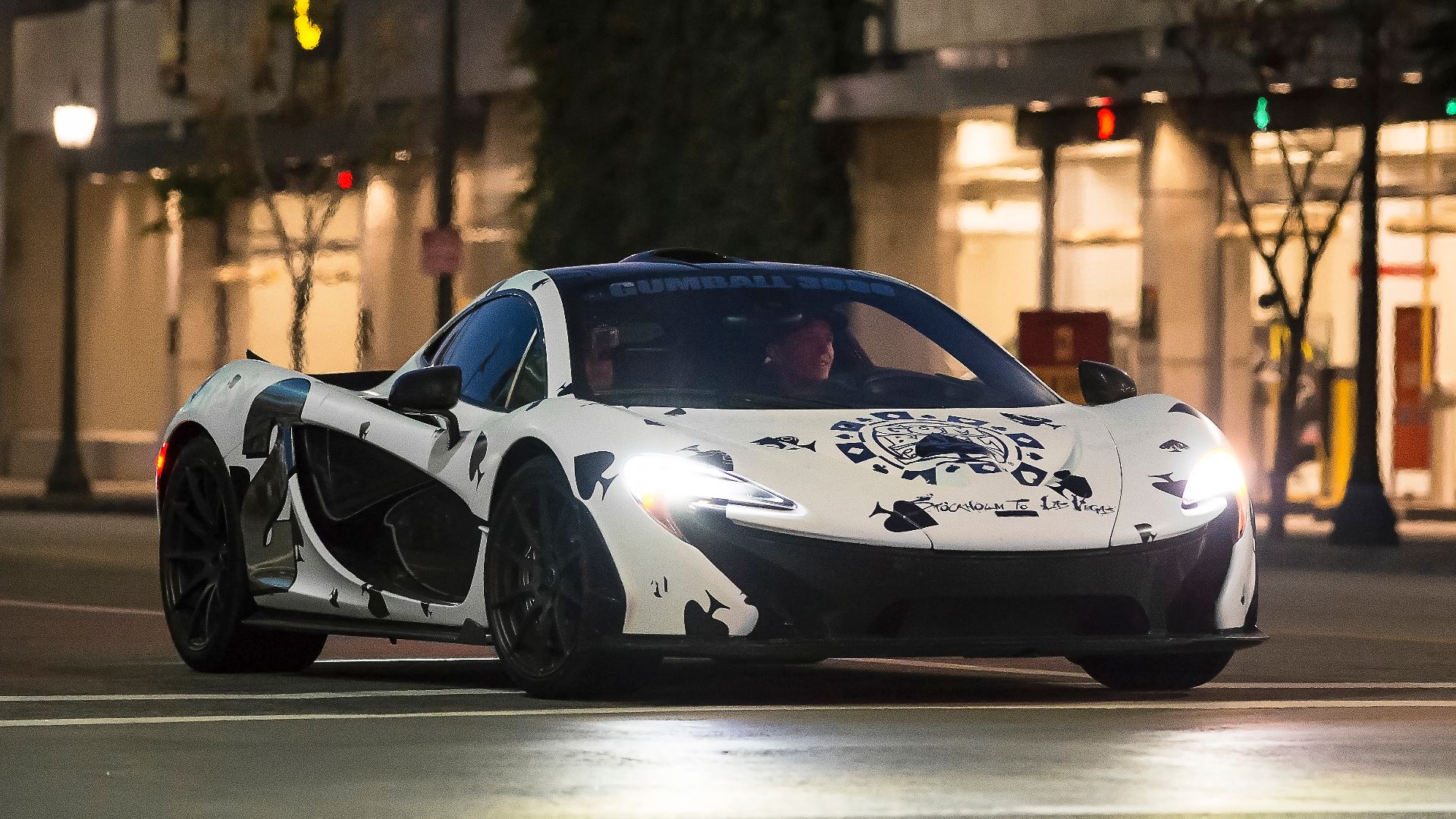 File:Deadmau5 McLaren P1 on Gumball 3000 (18249375986).jpg