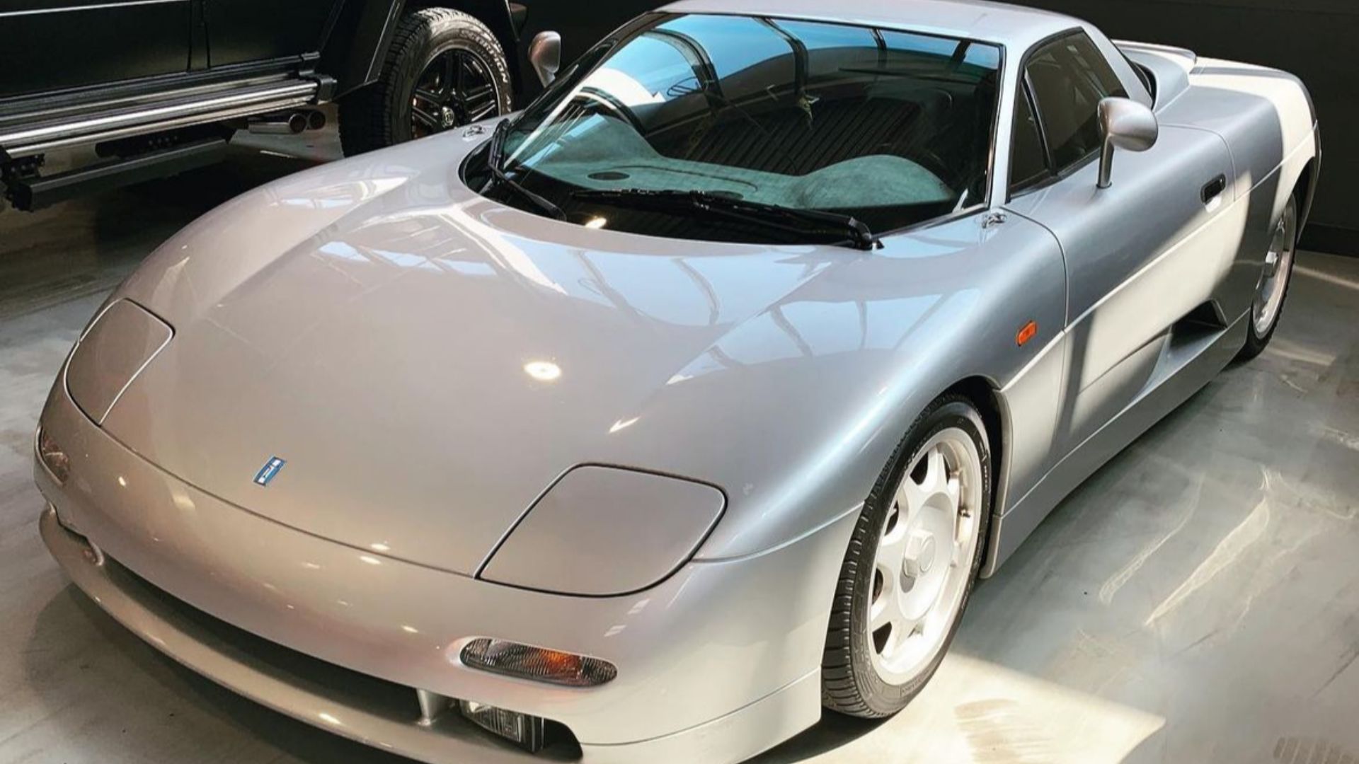 File:De Tomaso Guarà grey.jpg