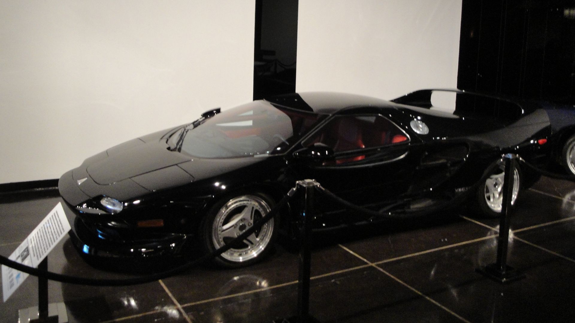 File:98 Vector M12.jpg