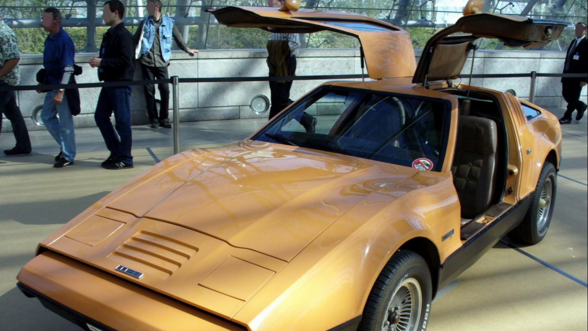 File:Bricklin SV-1 AMI.jpg