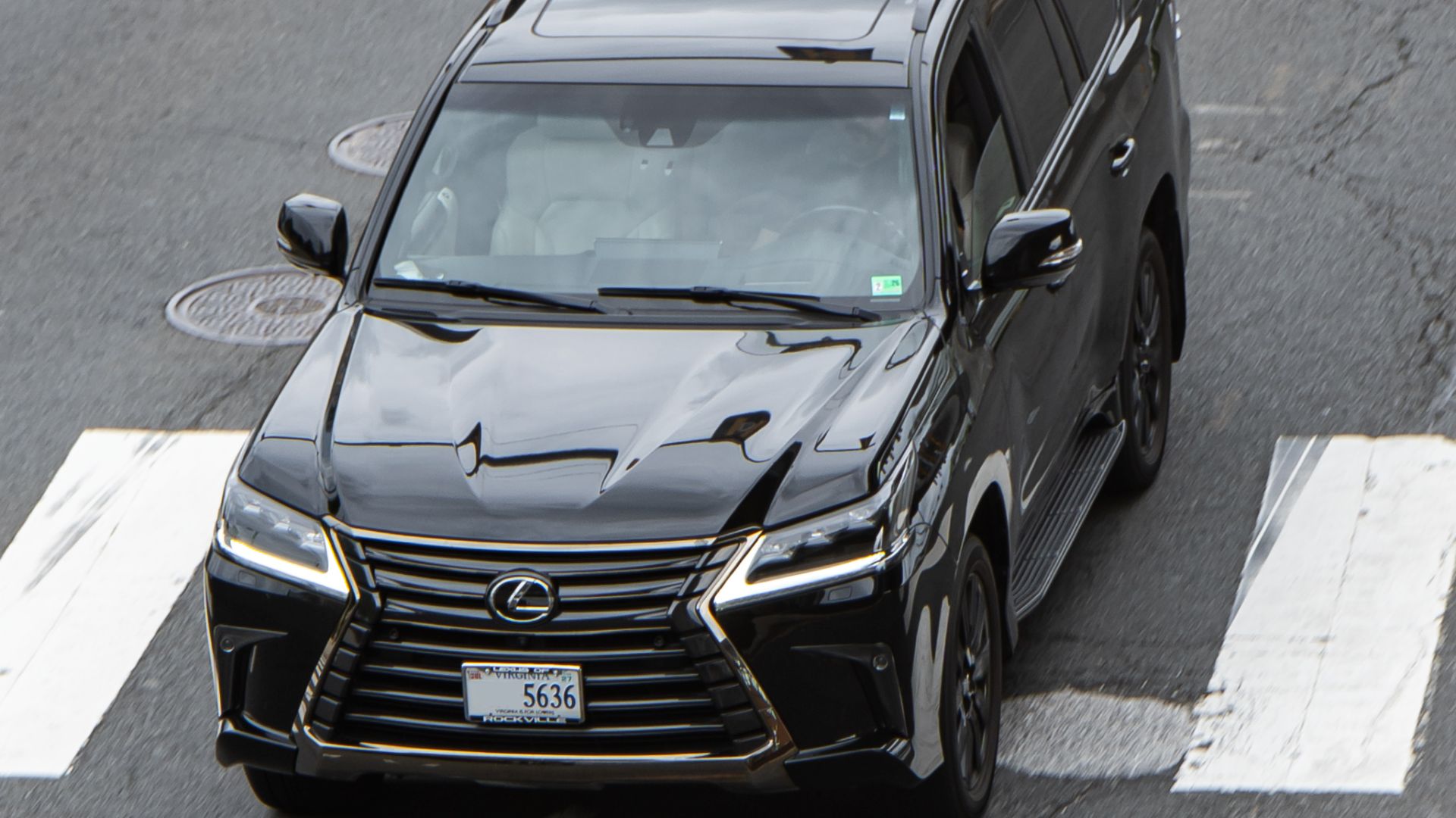 File:Lexus LX570 (J200) Washington DC Metro Area, USA.jpg