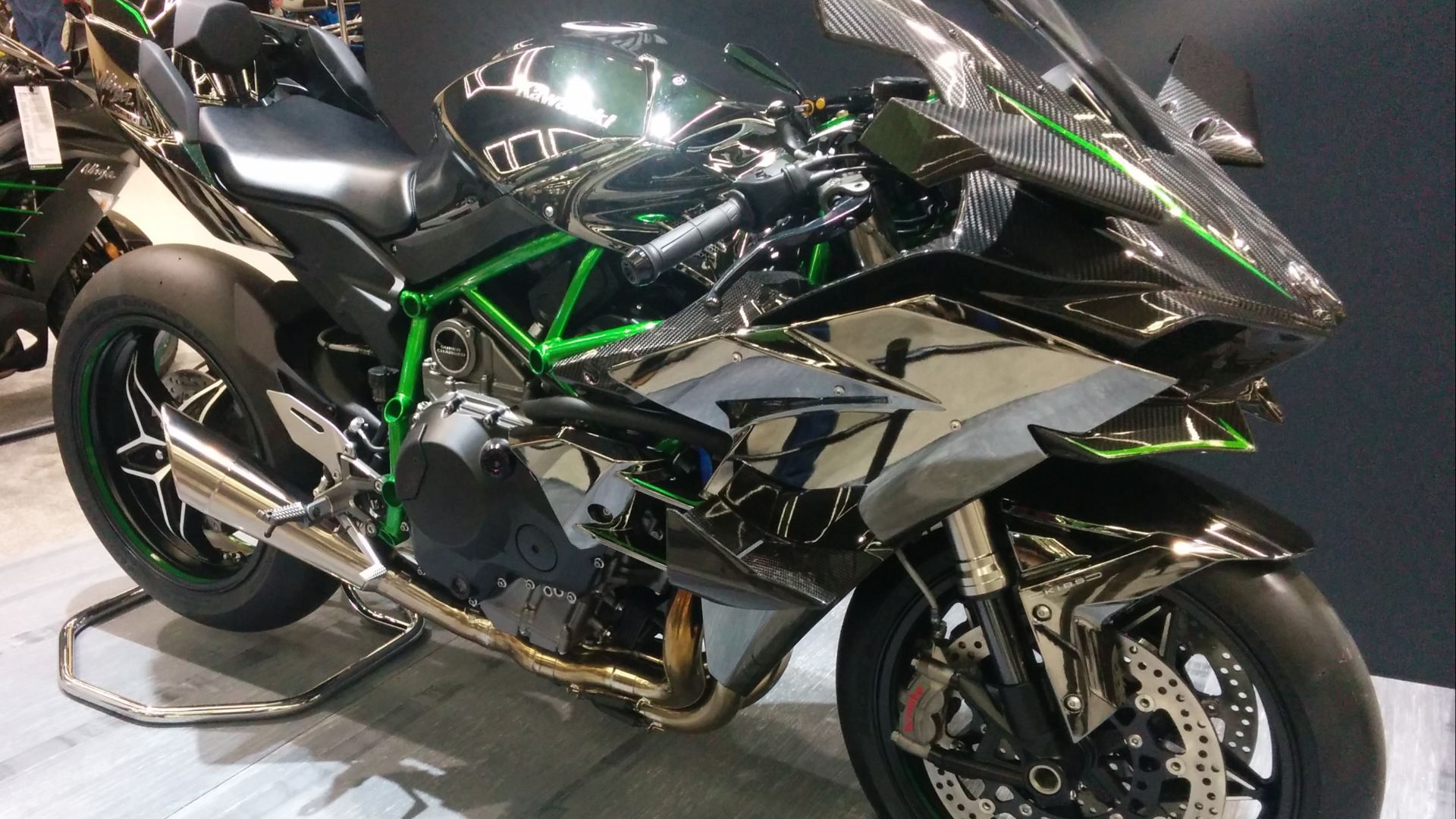 File:Kawasaki Ninja H2R Seattle motorcycle show.jpg