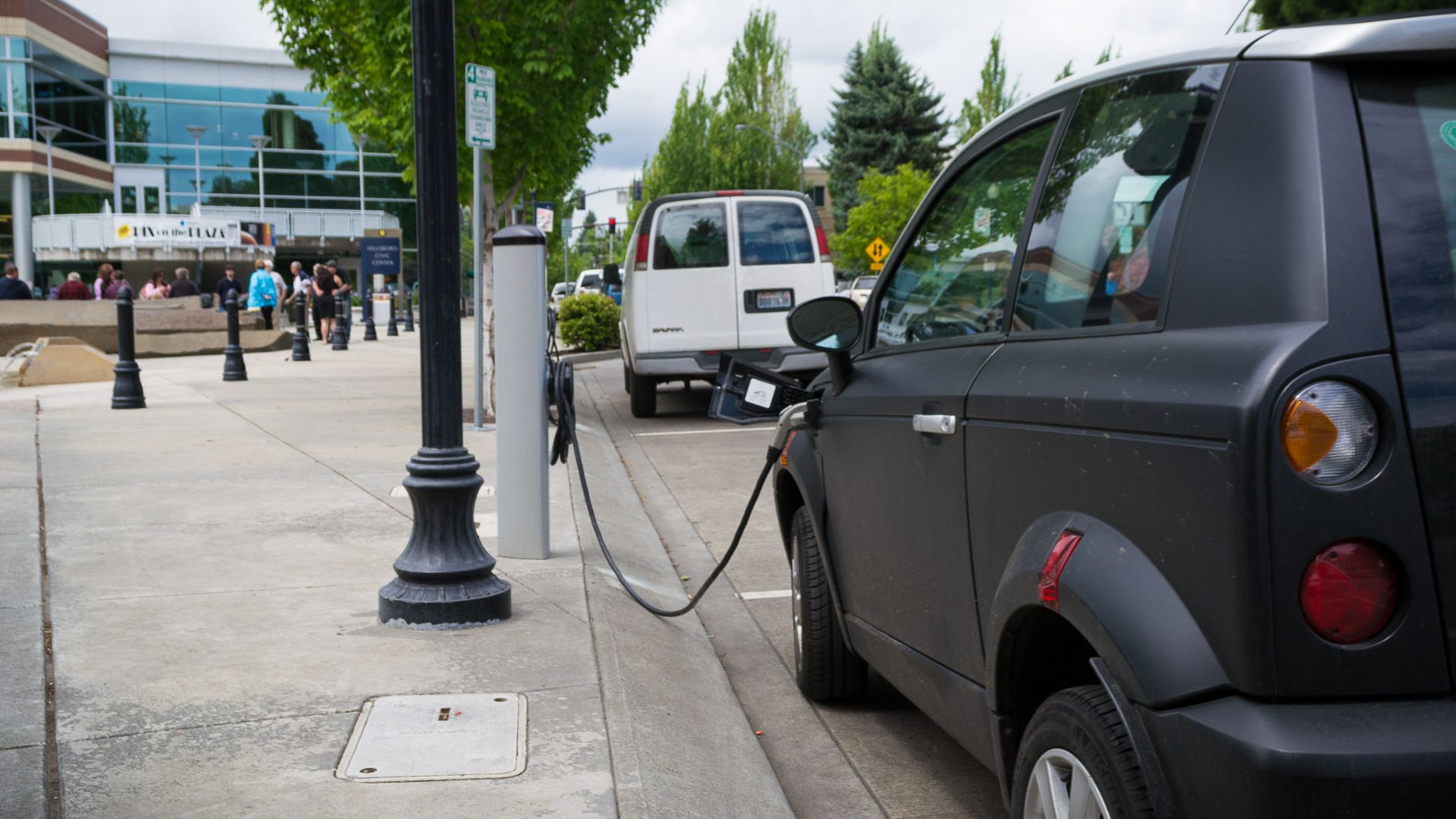 File:Electric Vehicle Charging Station.jpg