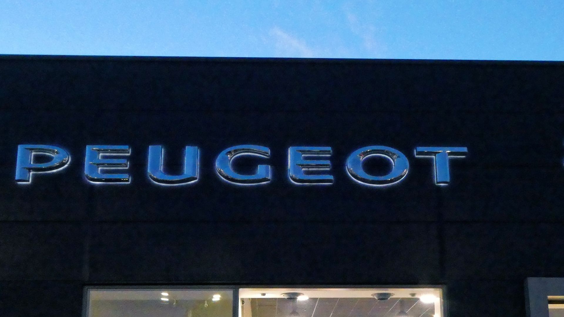 File:Peugeot dealership, Chingford, Waltham Forest, London 1.jpg