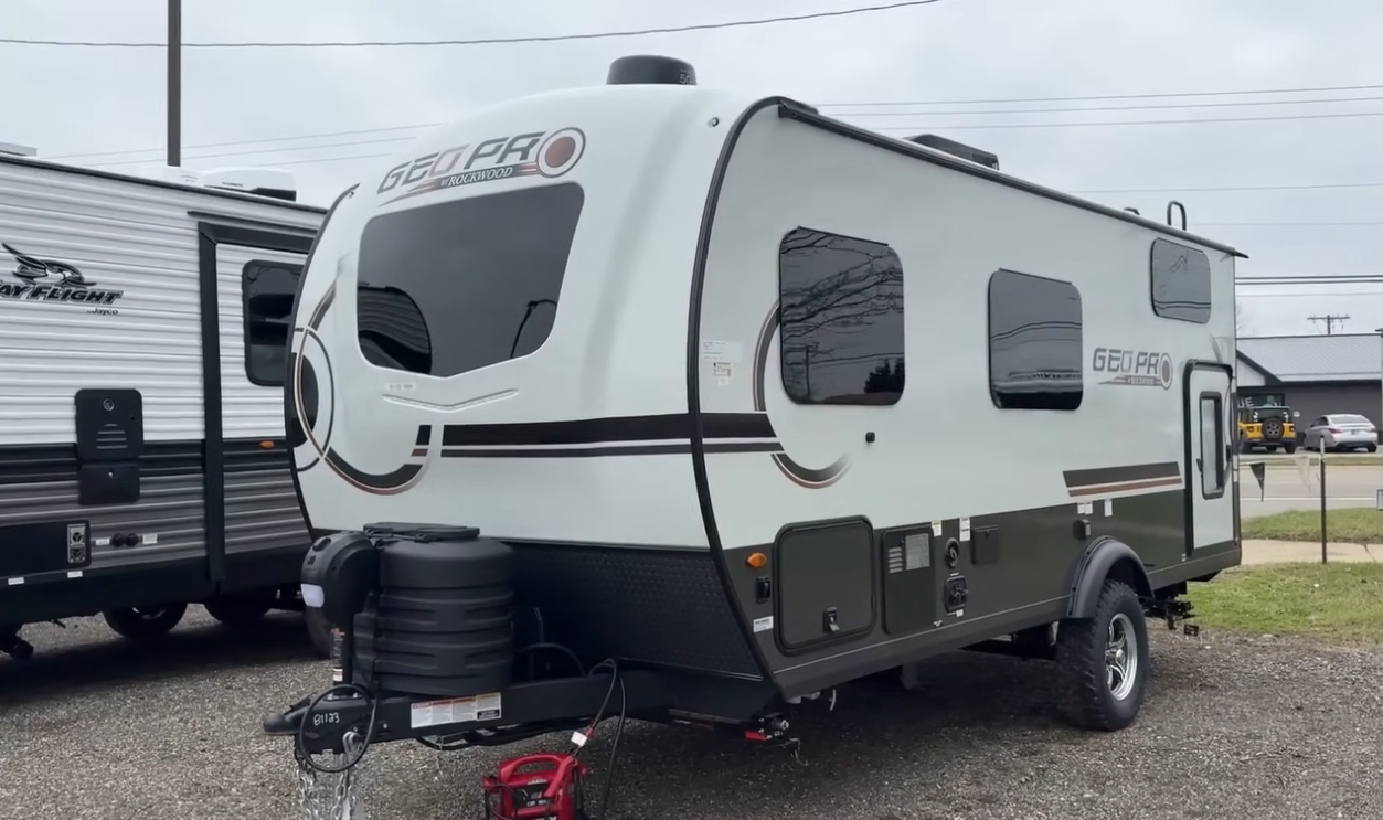 Forest River Rockwood Geo Pro 19BH