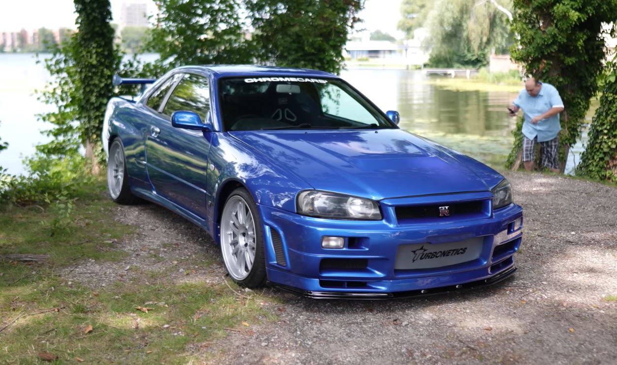 Nissan Skyline GT-R R34
