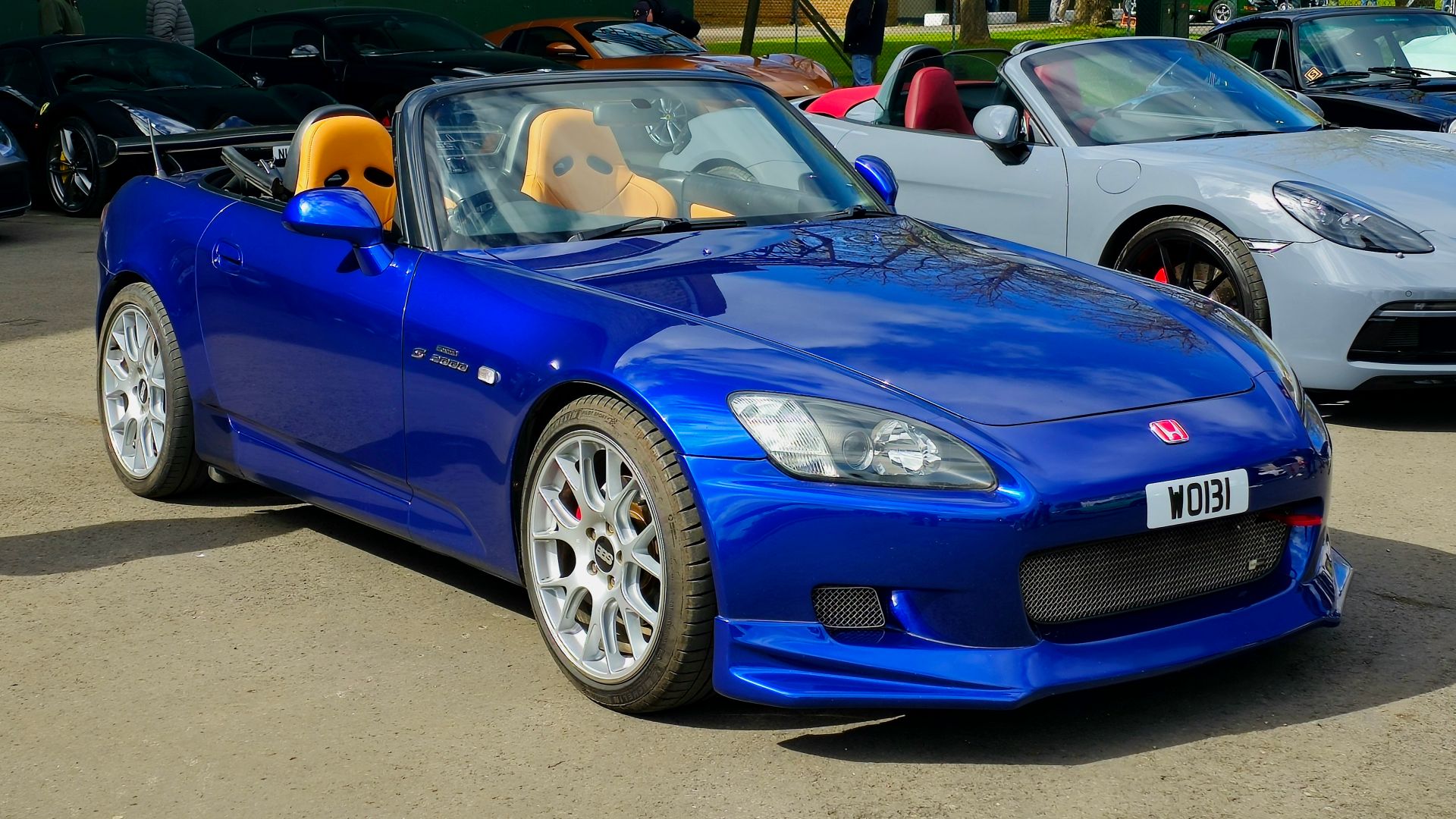 File:2001 Honda S2000 2.jpg