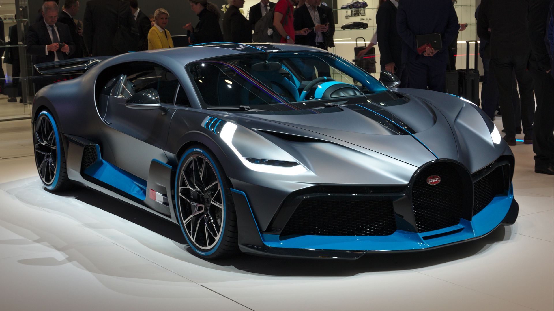 File:Bugatti Divo Genf 2019 1Y7A5418.jpg