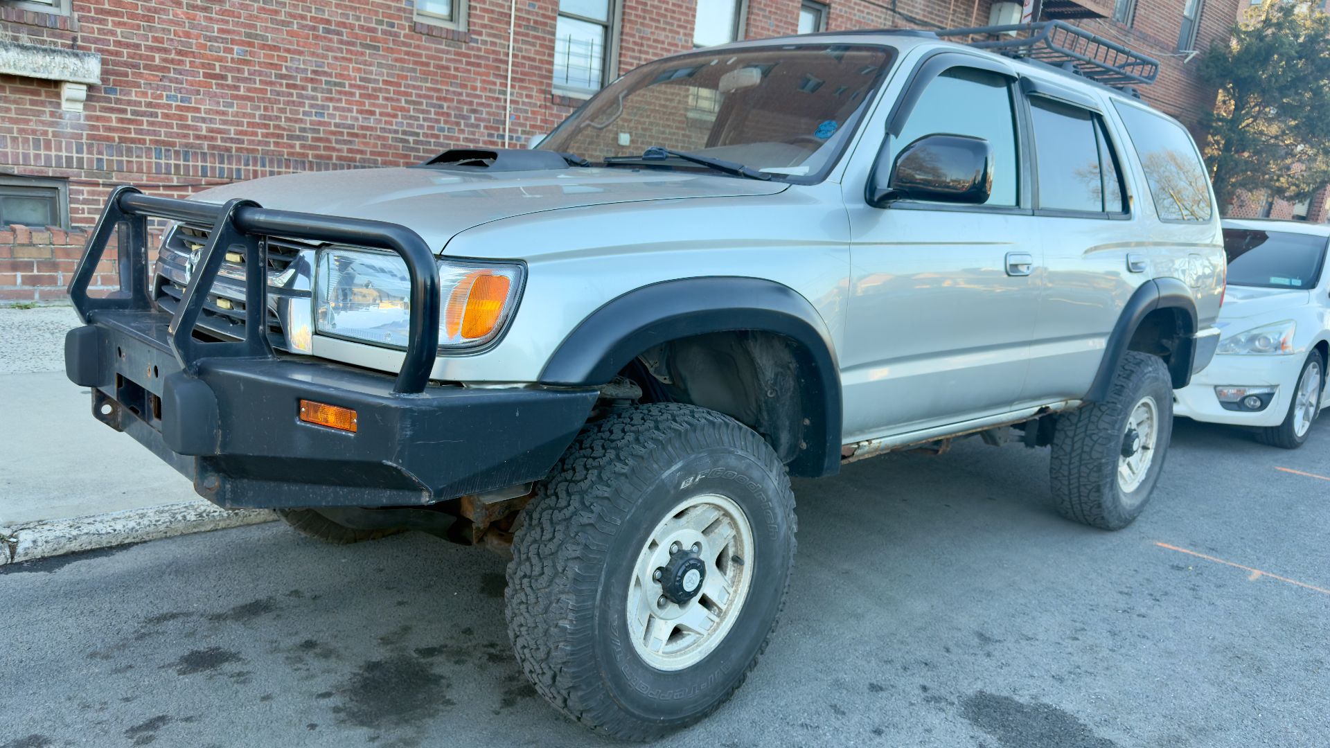 File:Toyota 4Runner SR5 - 01.jpg