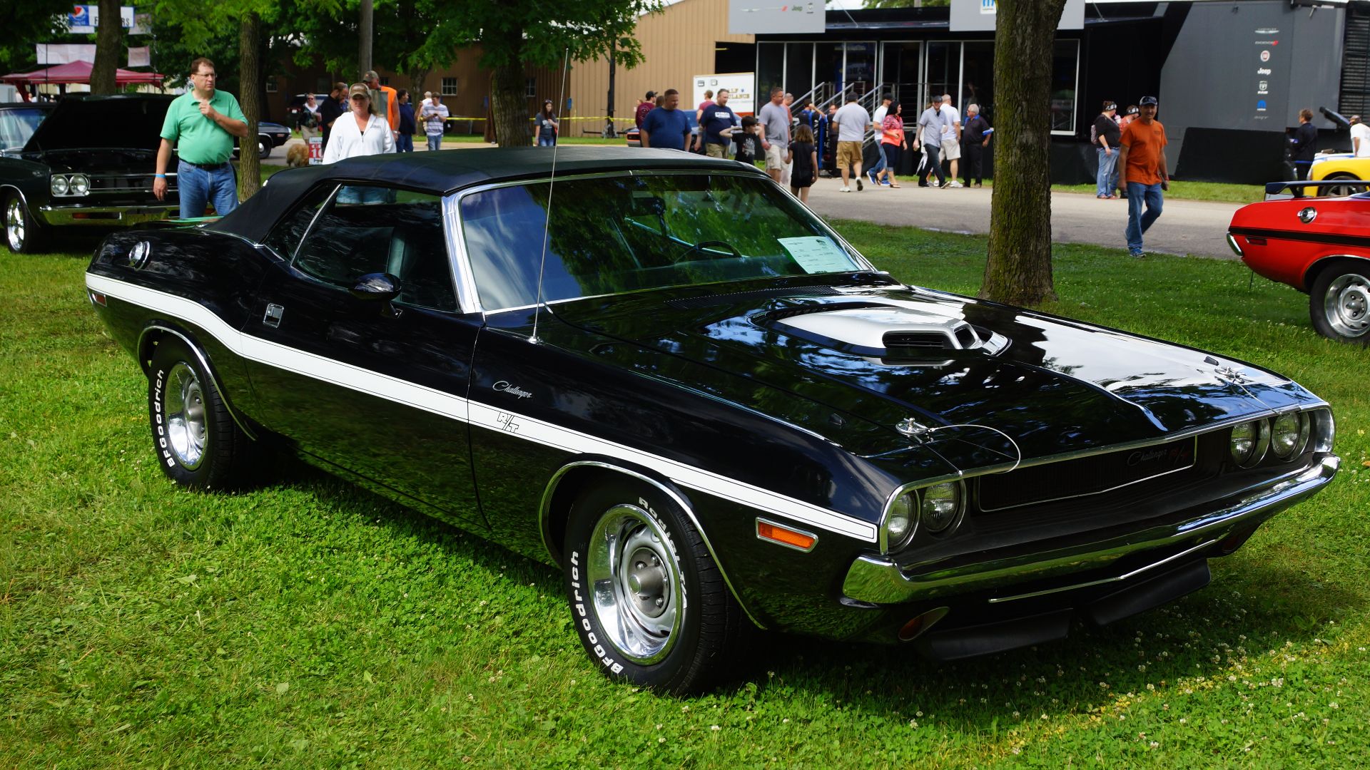 File:1970 Dodge Challenger R T Convertible (26882109103).jpg