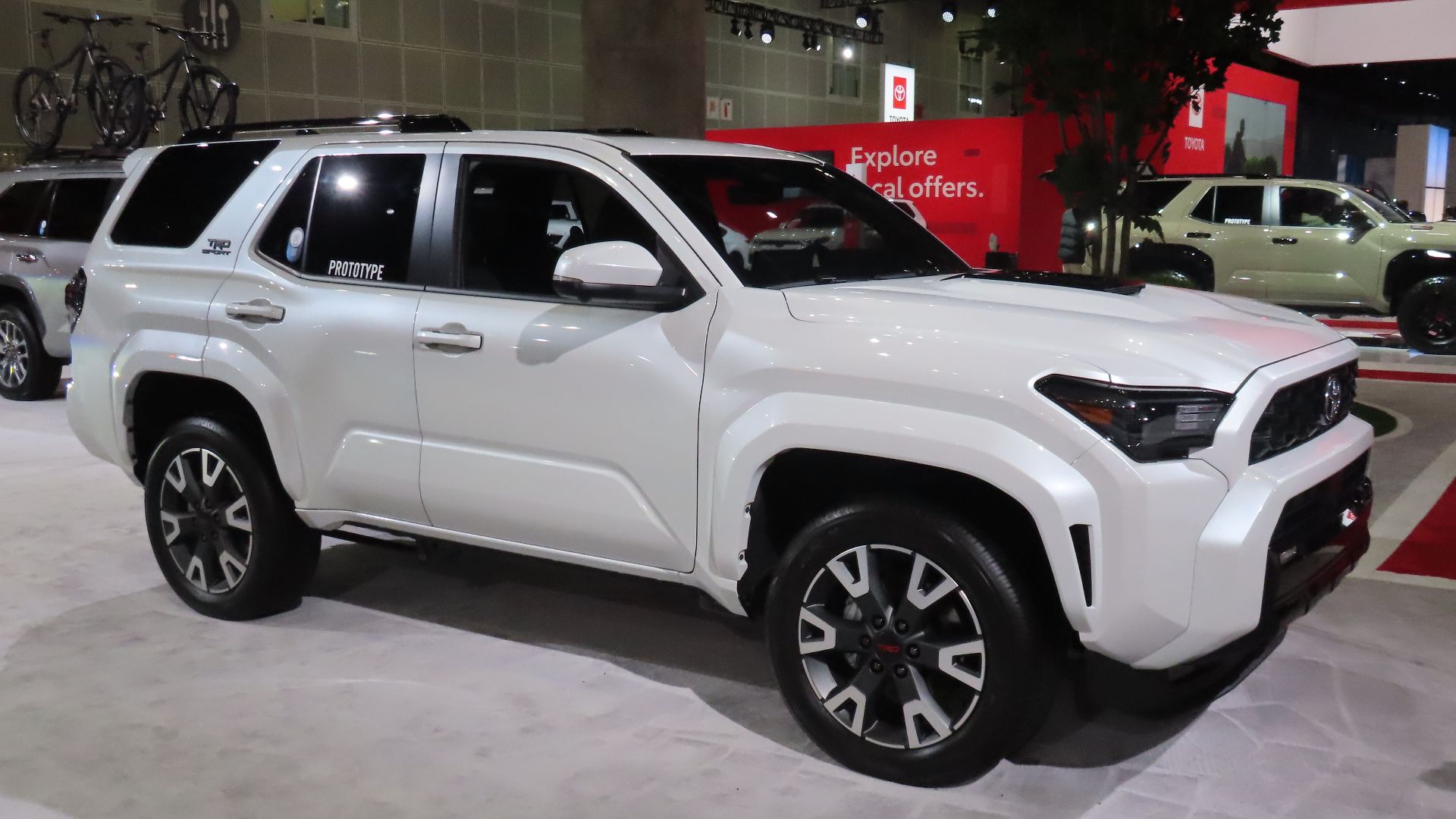 File:25 Toyota 4Runner TRD Sport.jpg