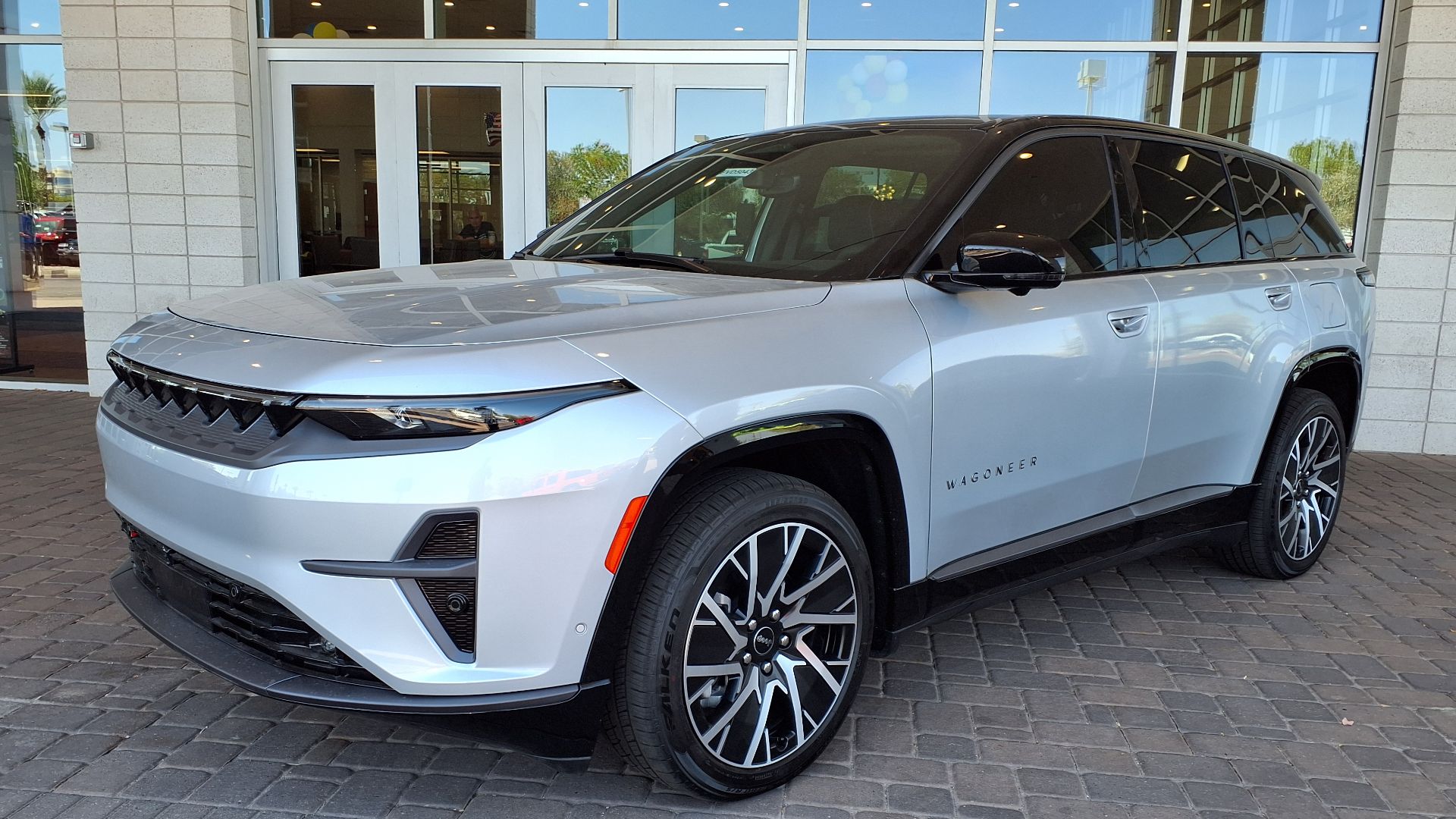 File:25 Jeep Wagoneer S Limited.jpg